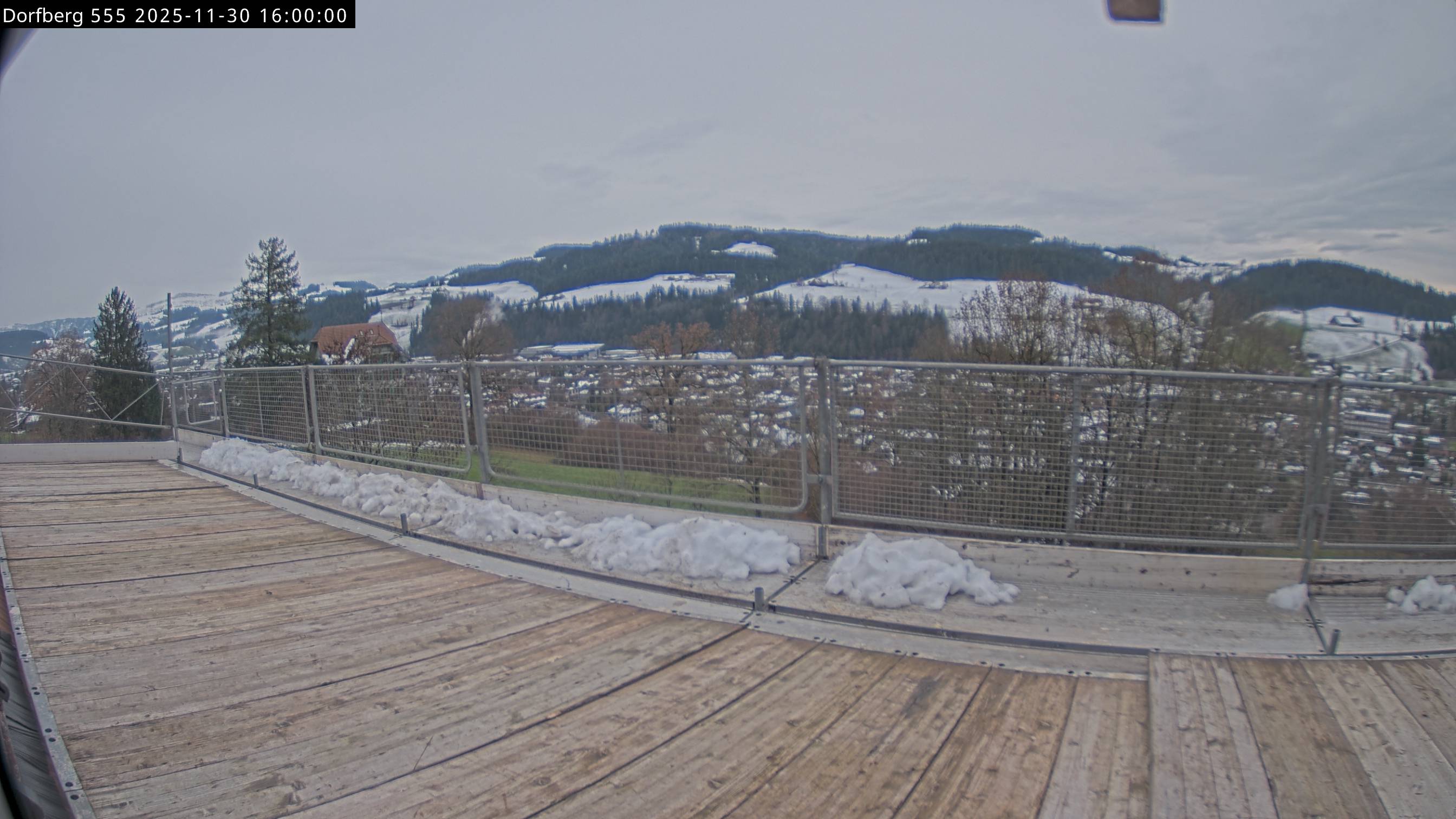 Webcam-Bild: Aussicht vom Dorfberg in Langnau 20251130-160000