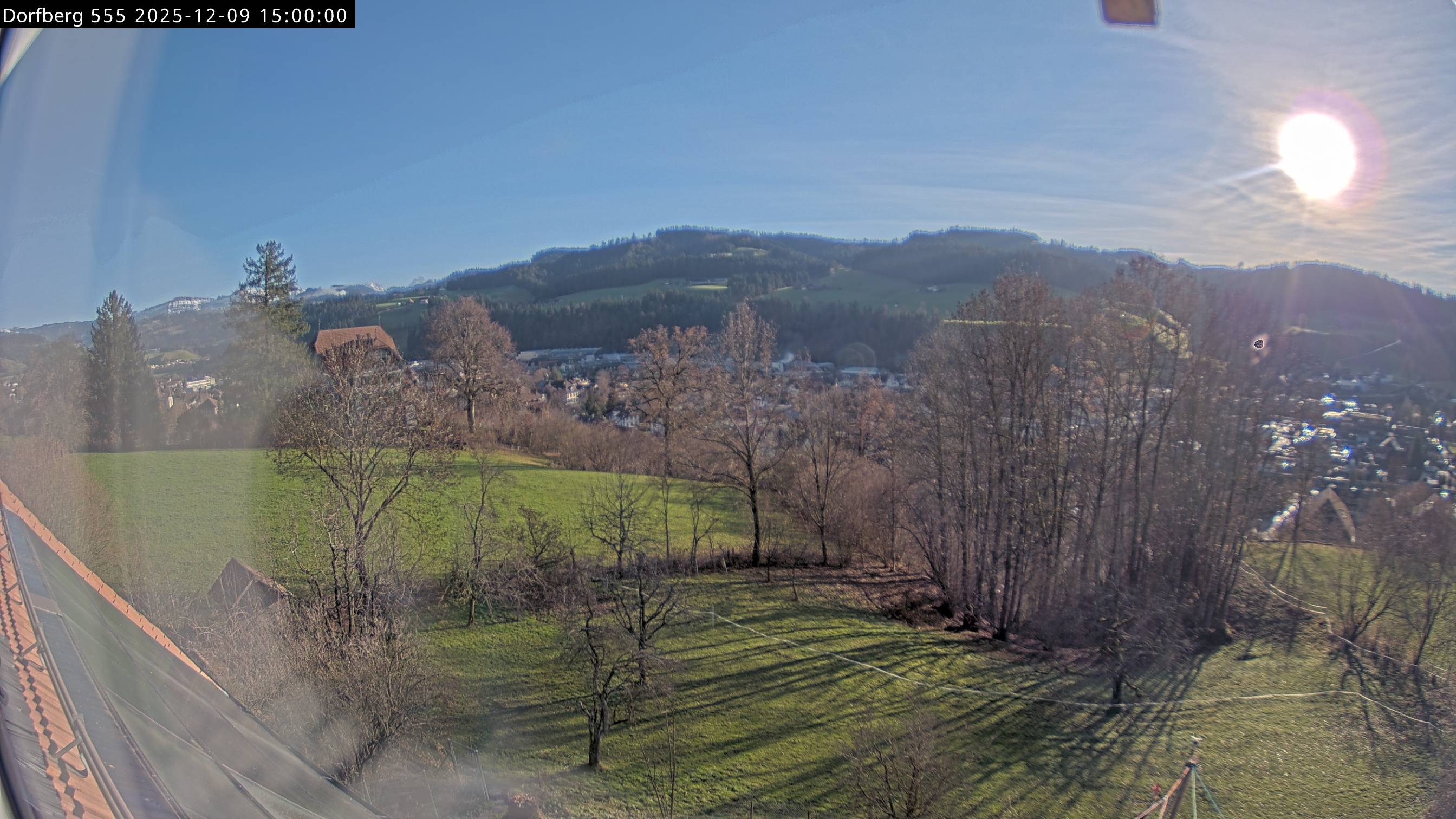 Webcam-Bild: Aussicht vom Dorfberg in Langnau 20251209-150000