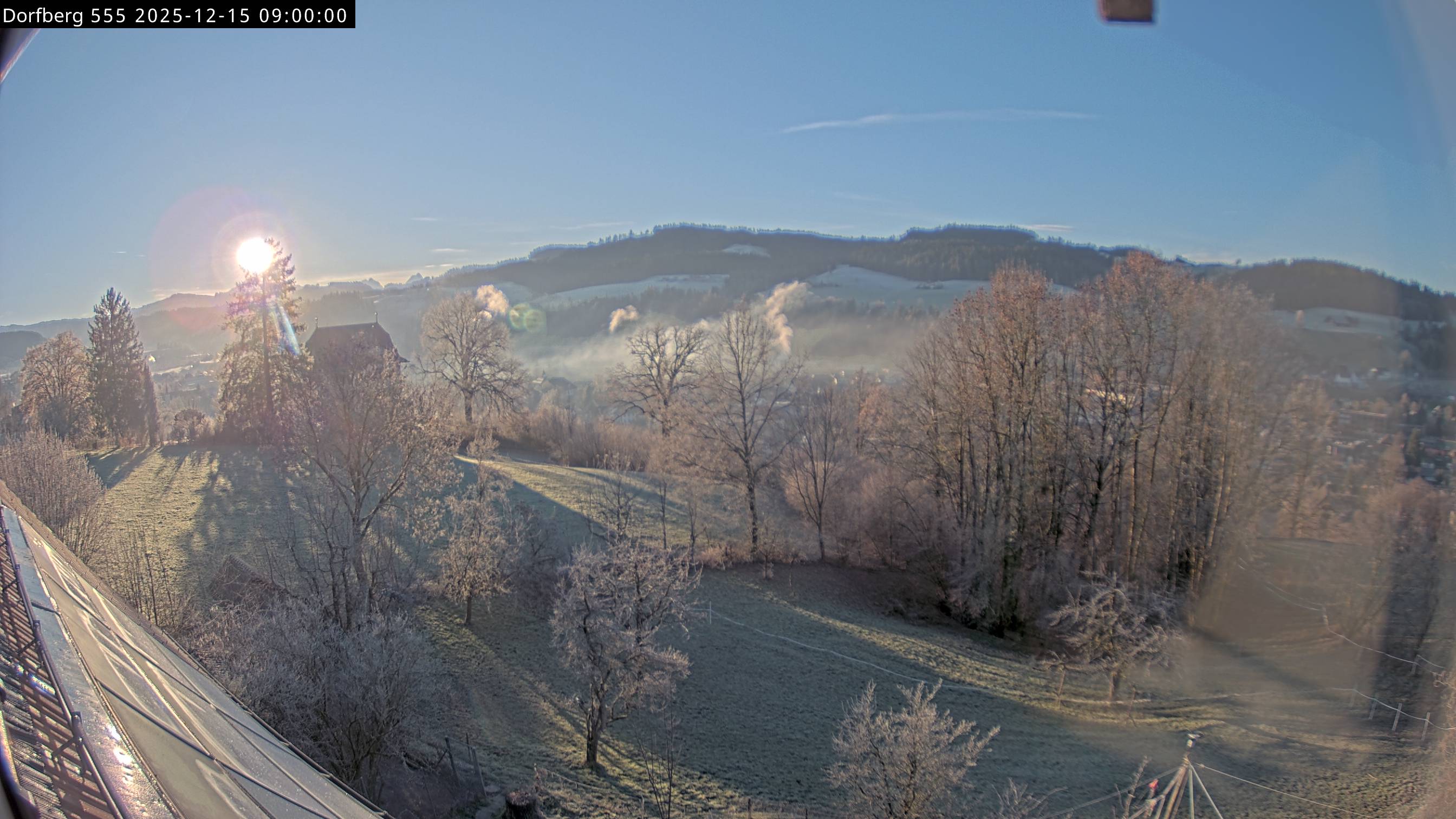 Webcam-Bild: Aussicht vom Dorfberg in Langnau 20251215-090000