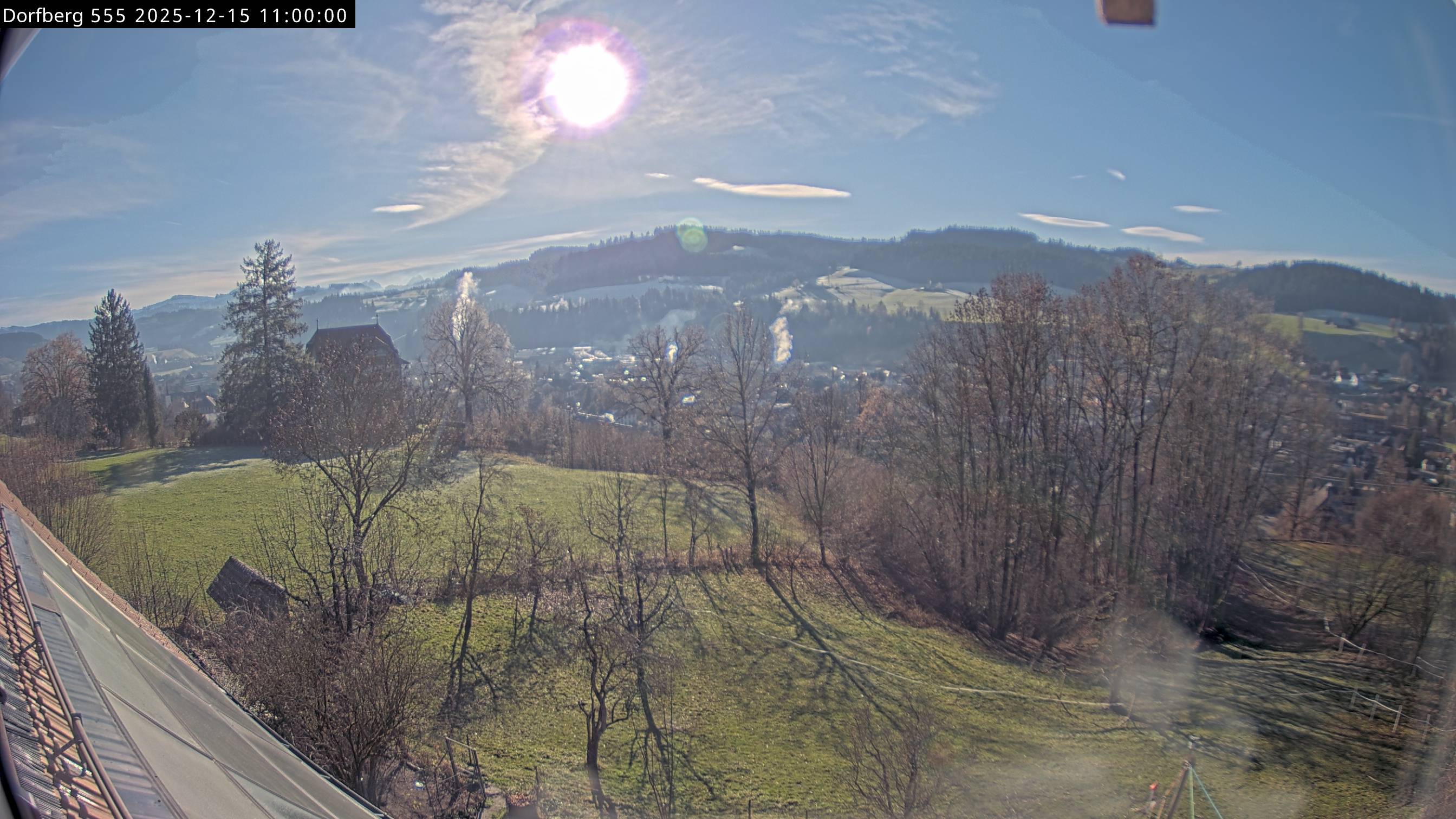 Webcam-Bild: Aussicht vom Dorfberg in Langnau 20251215-110000