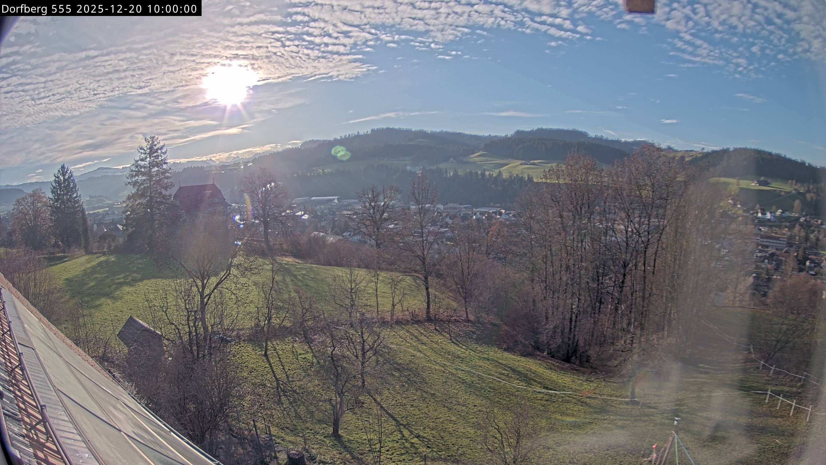 Webcam-Bild: Aussicht vom Dorfberg in Langnau 20251220-100000