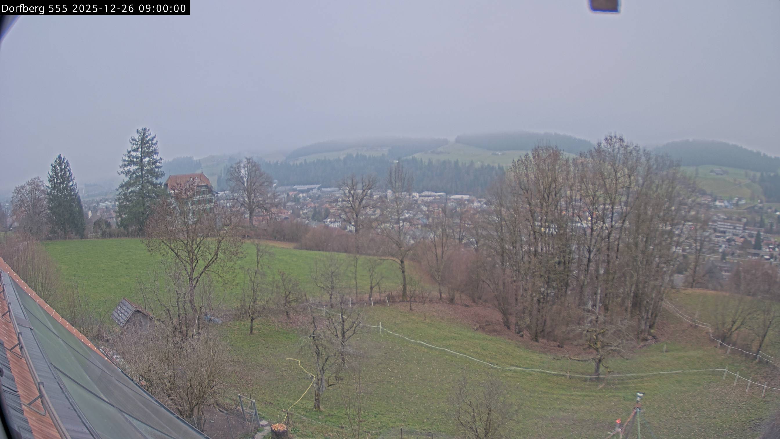 Webcam-Bild: Aussicht vom Dorfberg in Langnau 20251226-090000