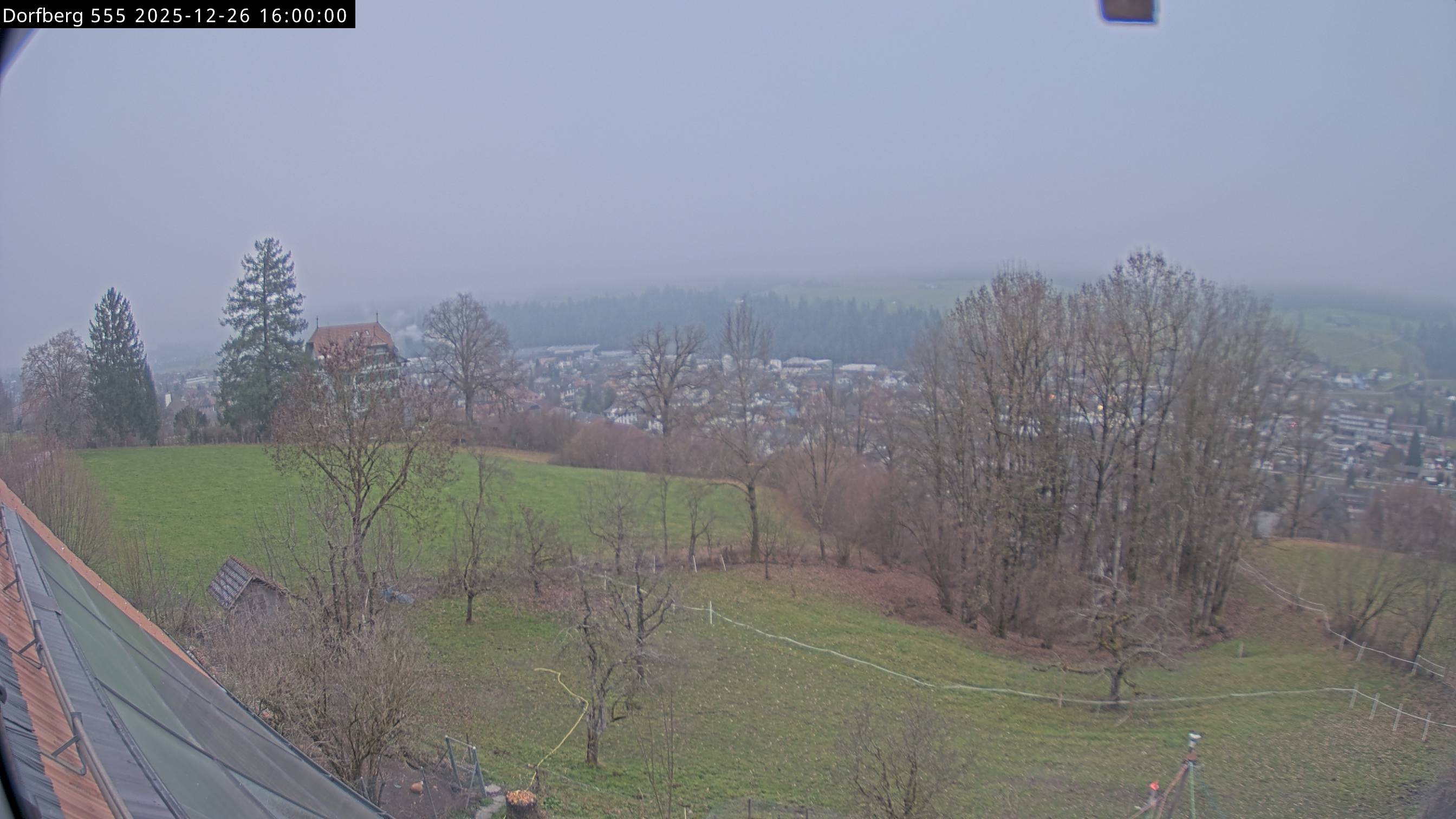 Webcam-Bild: Aussicht vom Dorfberg in Langnau 20251226-160000