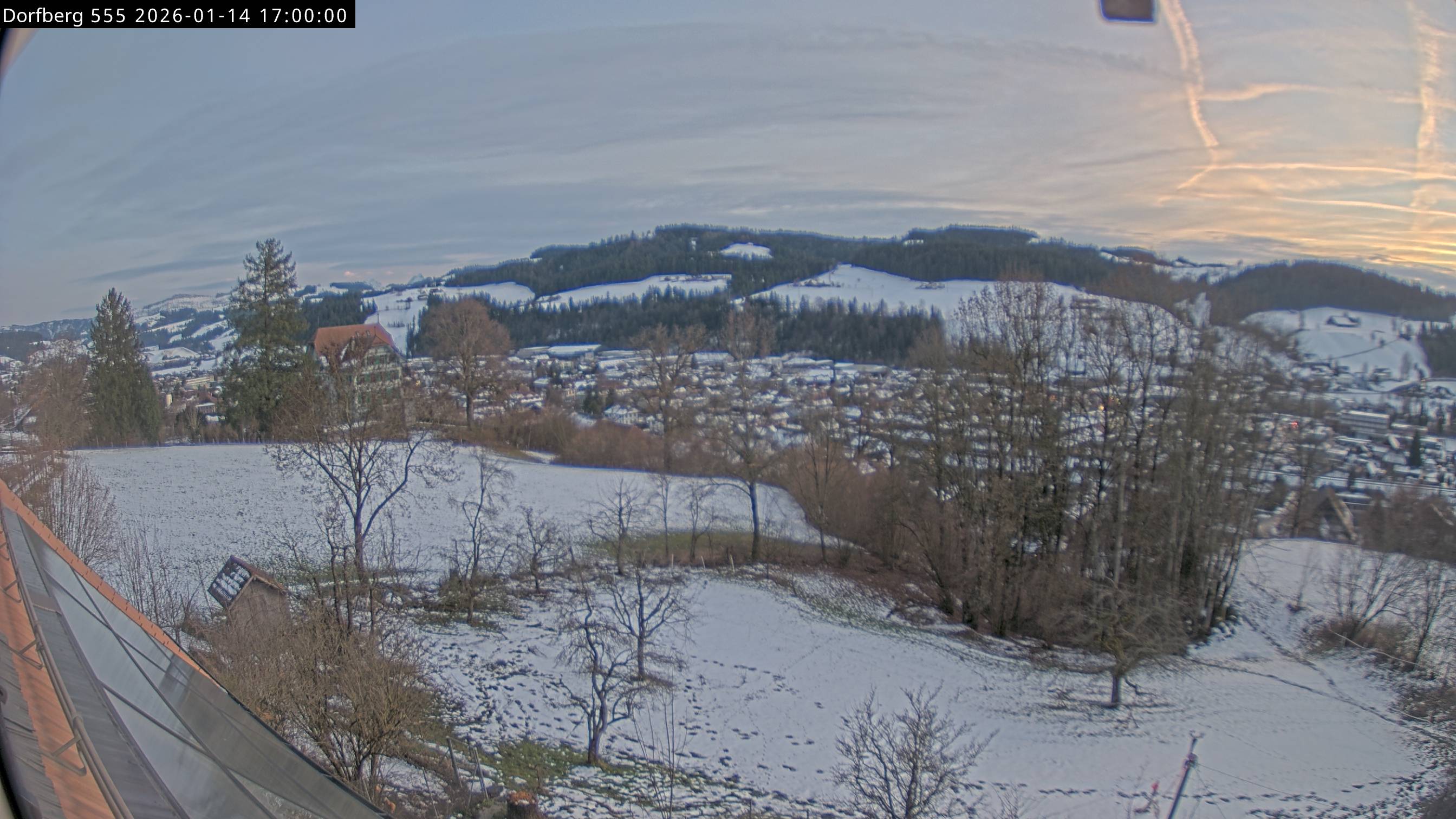 Webcam-Bild: Aussicht vom Dorfberg in Langnau 20260114-170000