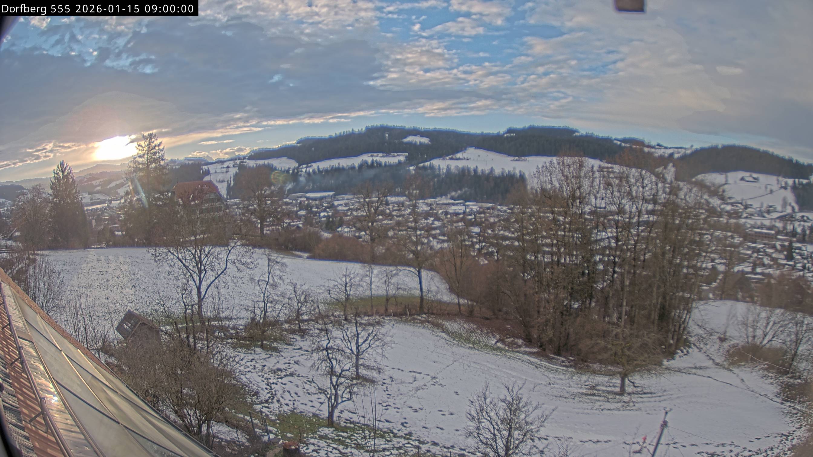 Webcam-Bild: Aussicht vom Dorfberg in Langnau 20260115-090000