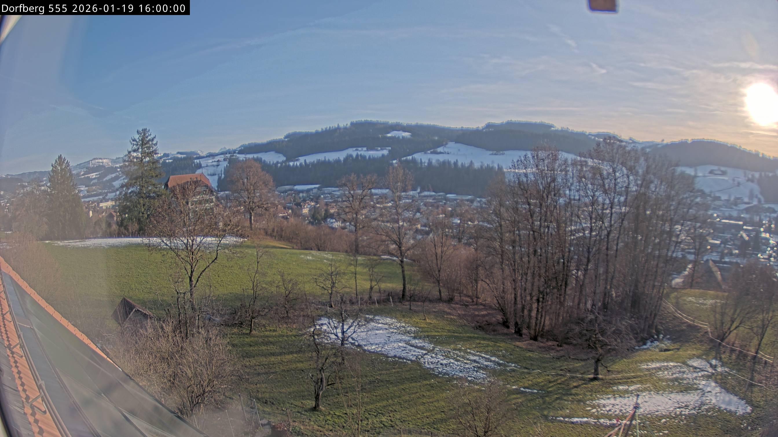 Webcam-Bild: Aussicht vom Dorfberg in Langnau 20260119-160000