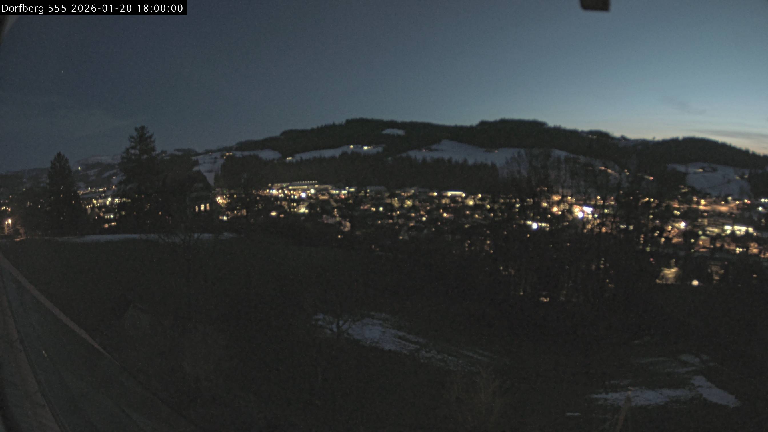 Webcam-Bild: Aussicht vom Dorfberg in Langnau 20260120-180000