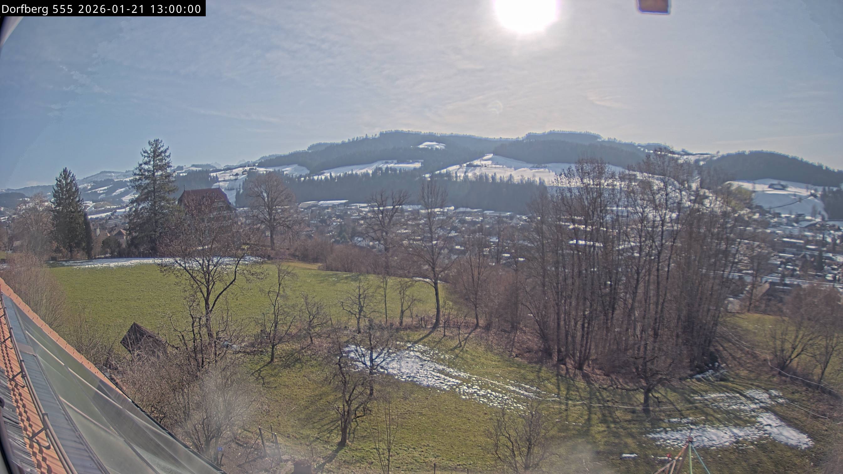 Webcam-Bild: Aussicht vom Dorfberg in Langnau 20260121-130000
