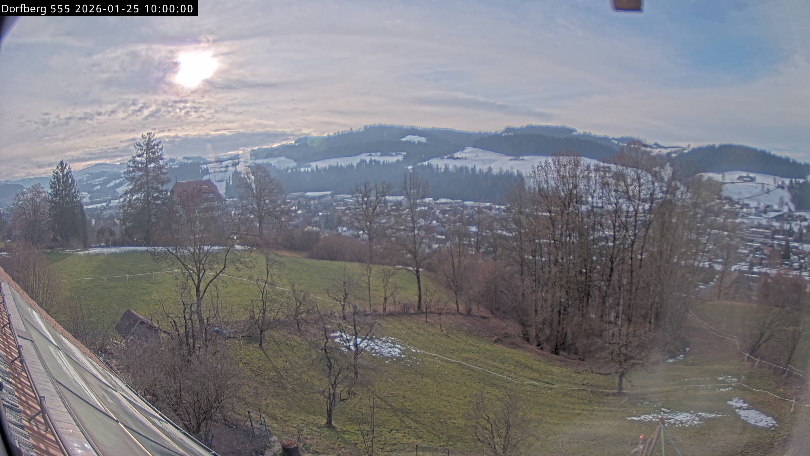 Webcam-Bild: Aussicht vom Dorfberg in Langnau 20260125-100000