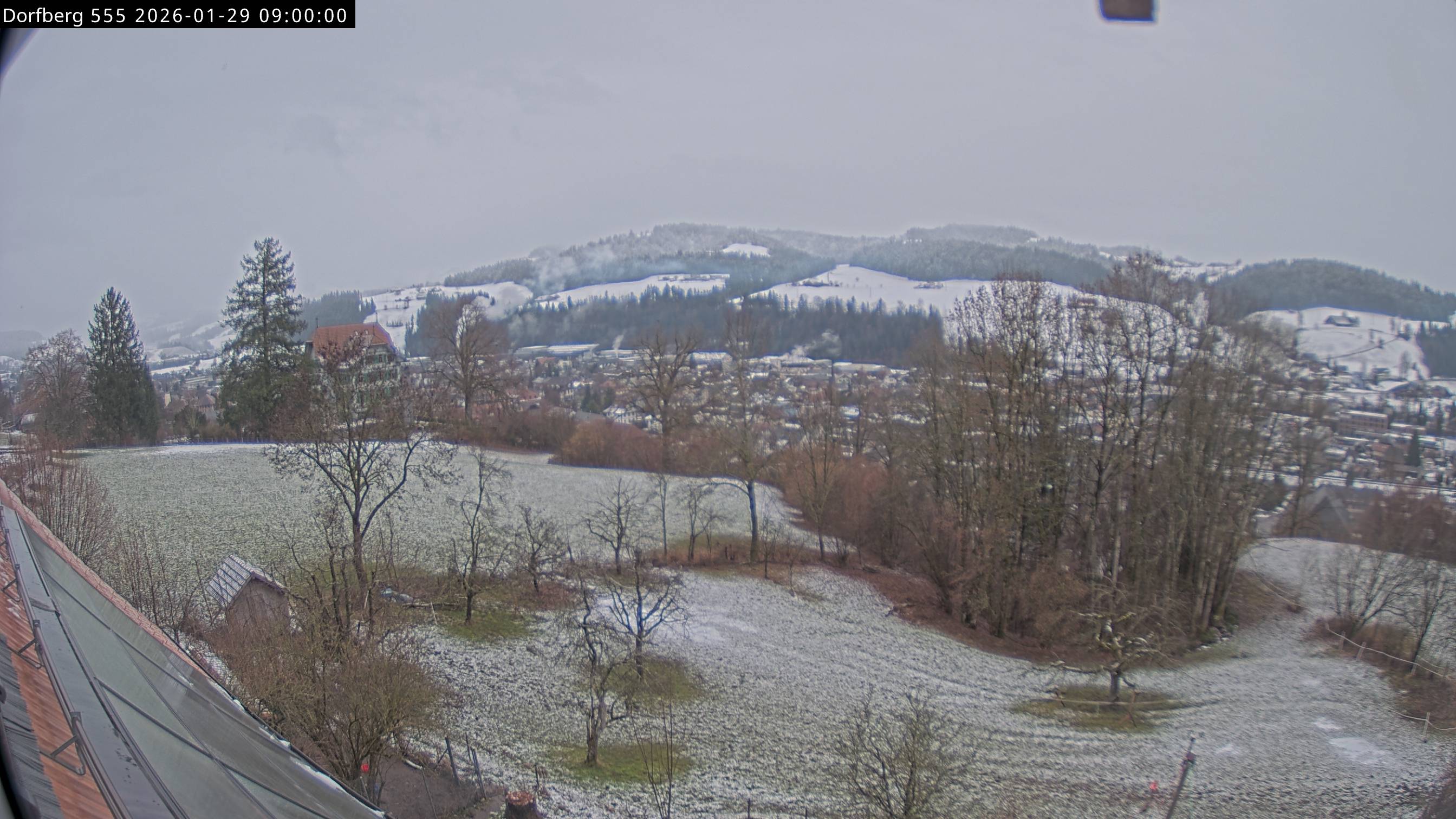 Webcam-Bild: Aussicht vom Dorfberg in Langnau 20260129-090000