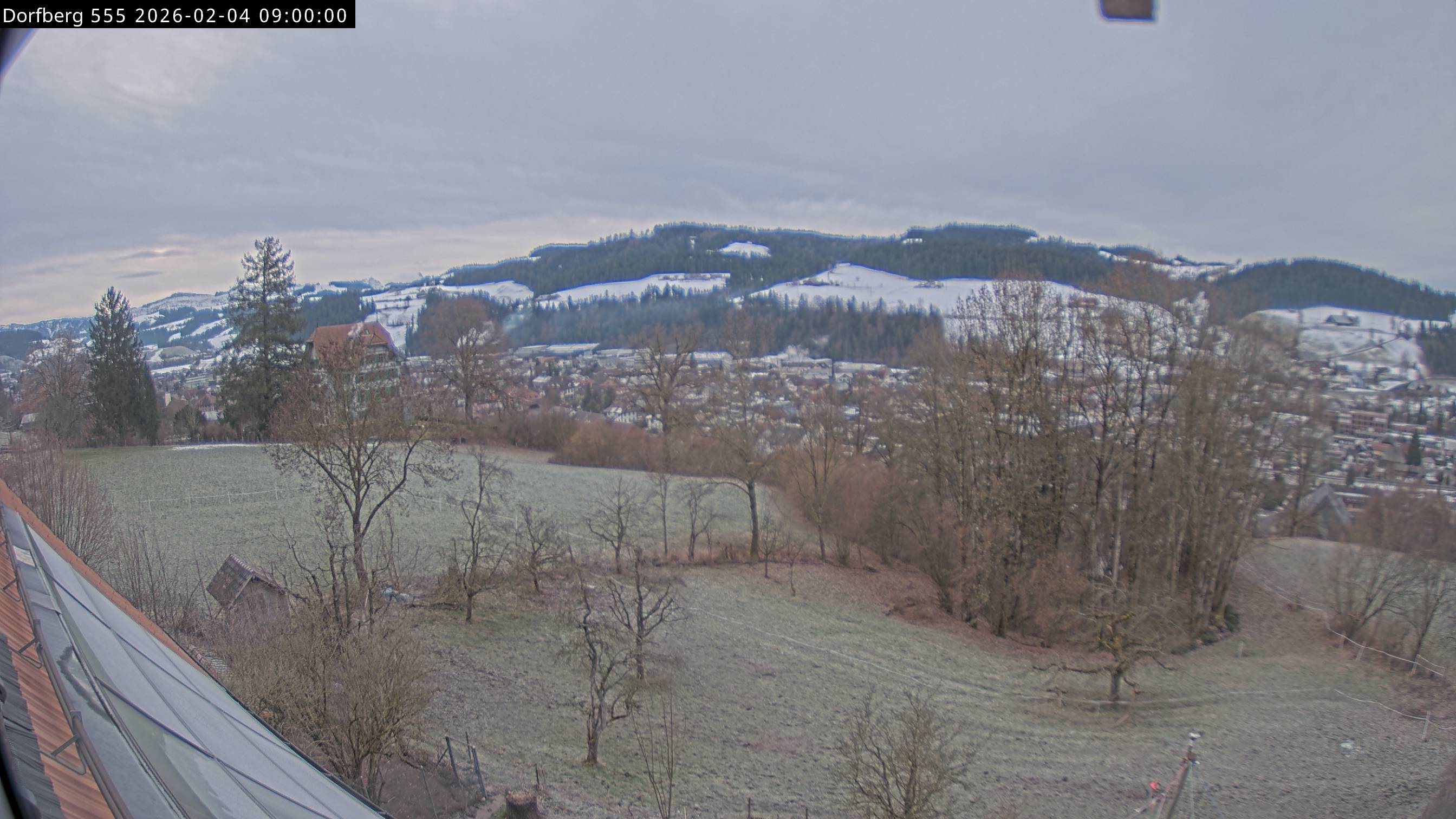Webcam-Bild: Aussicht vom Dorfberg in Langnau 20260204-090000