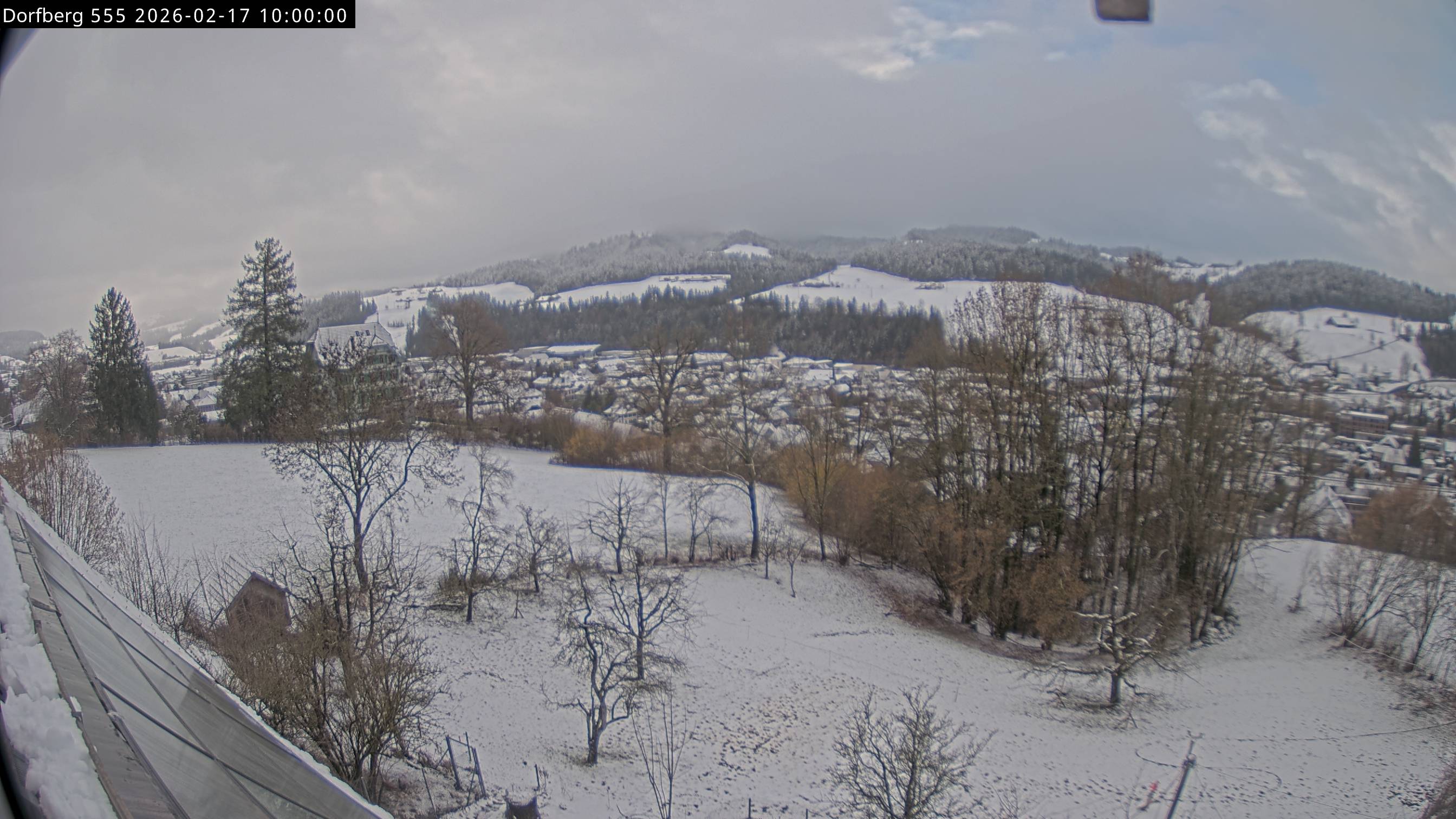 Webcam-Bild: Aussicht vom Dorfberg in Langnau 20260217-100000