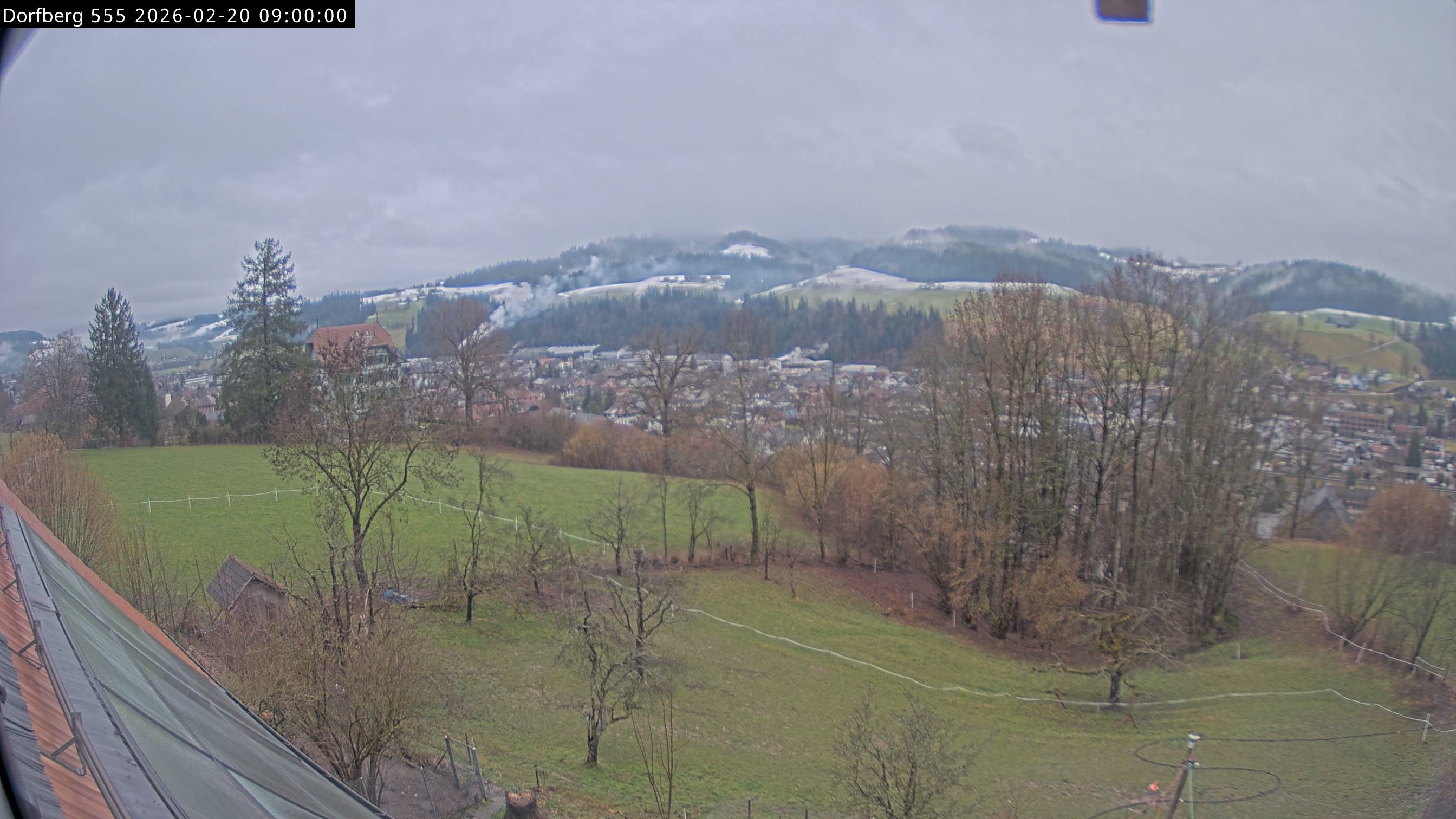Webcam-Bild: Aussicht vom Dorfberg in Langnau 20260220-090000
