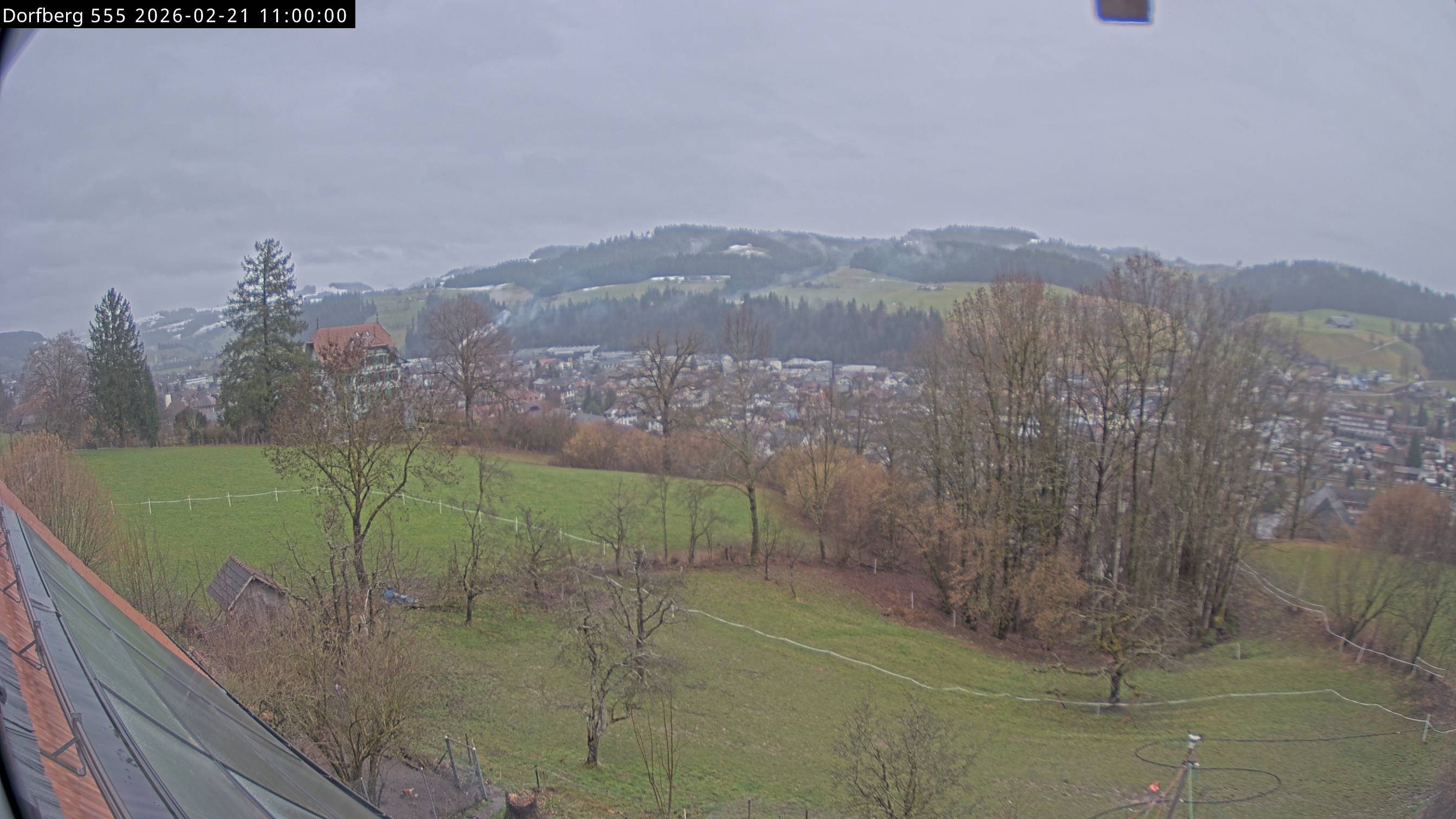 Webcam-Bild: Aussicht vom Dorfberg in Langnau 20260221-110000