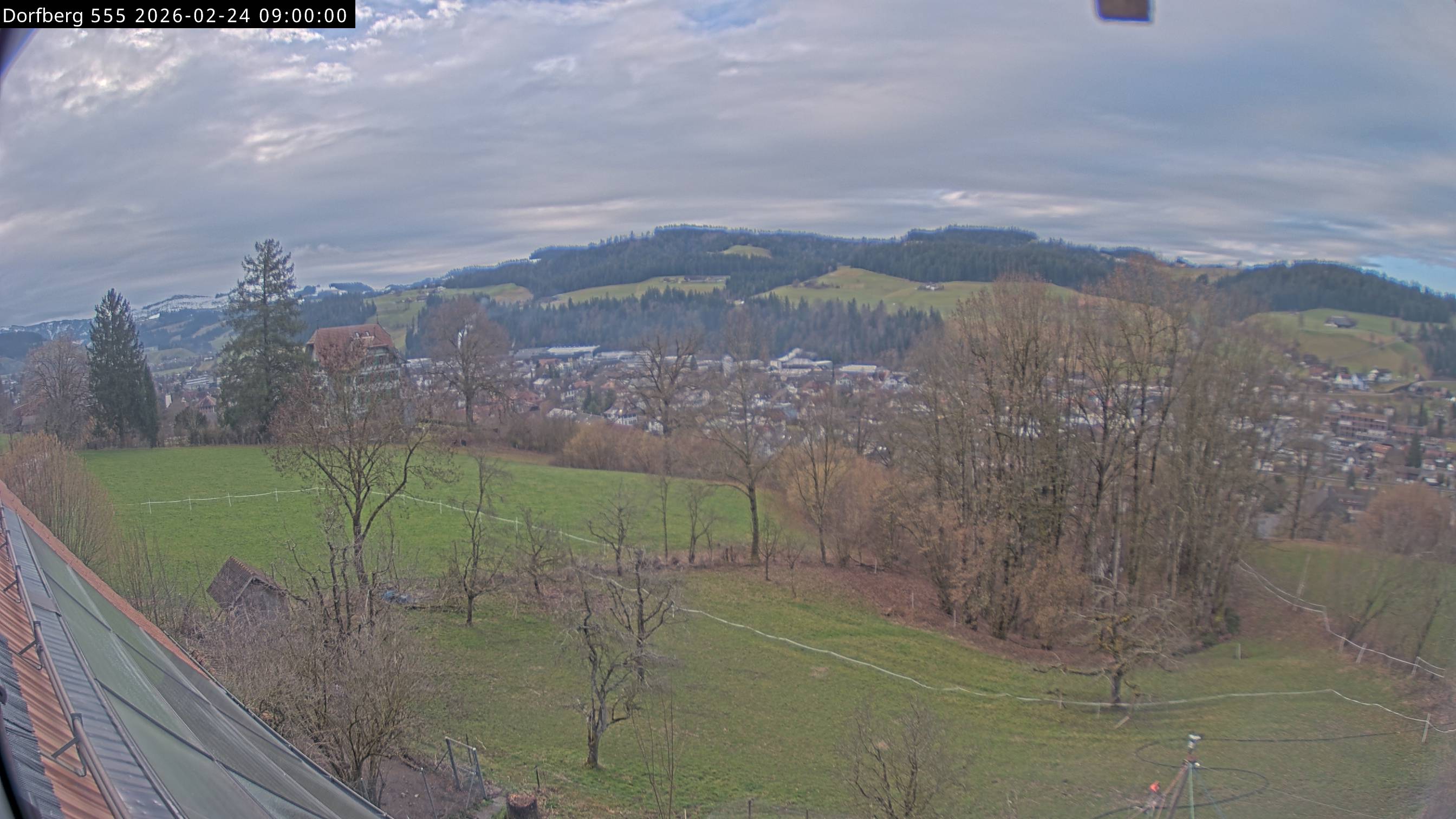 Webcam-Bild: Aussicht vom Dorfberg in Langnau 20260224-090000