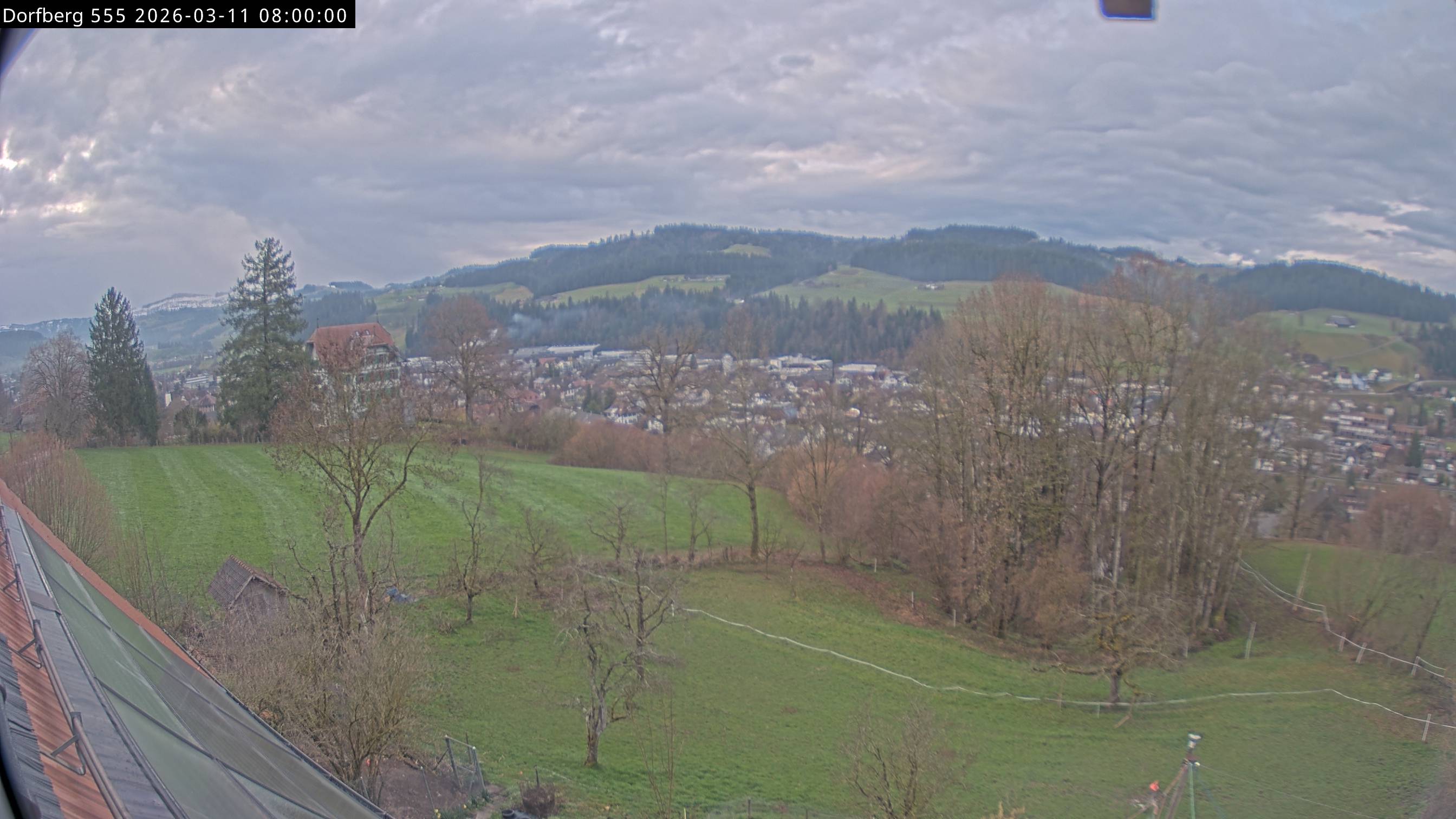 Webcam-Bild: Aussicht vom Dorfberg in Langnau 20260311-080000