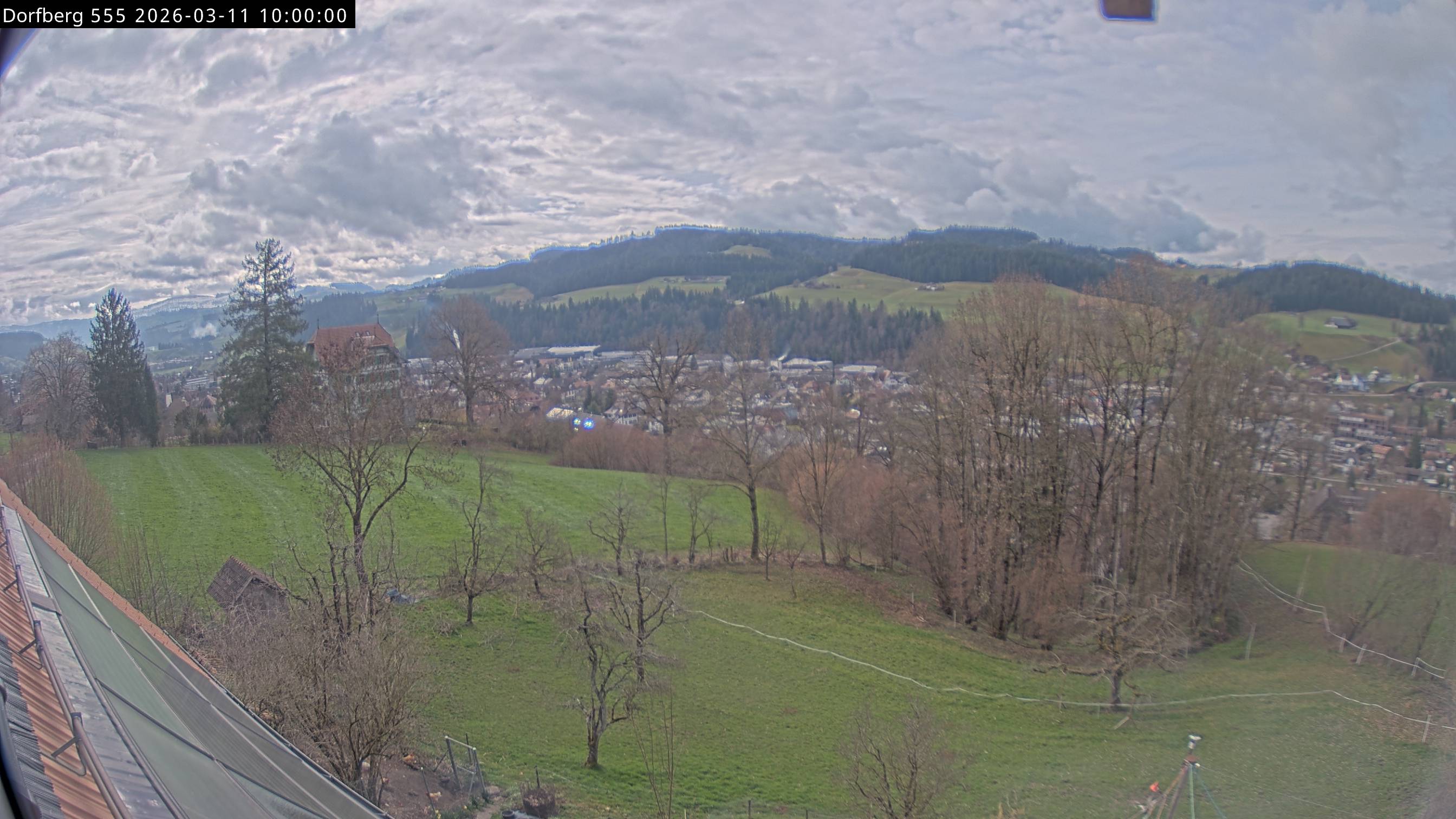 Webcam-Bild: Aussicht vom Dorfberg in Langnau 20260311-100000
