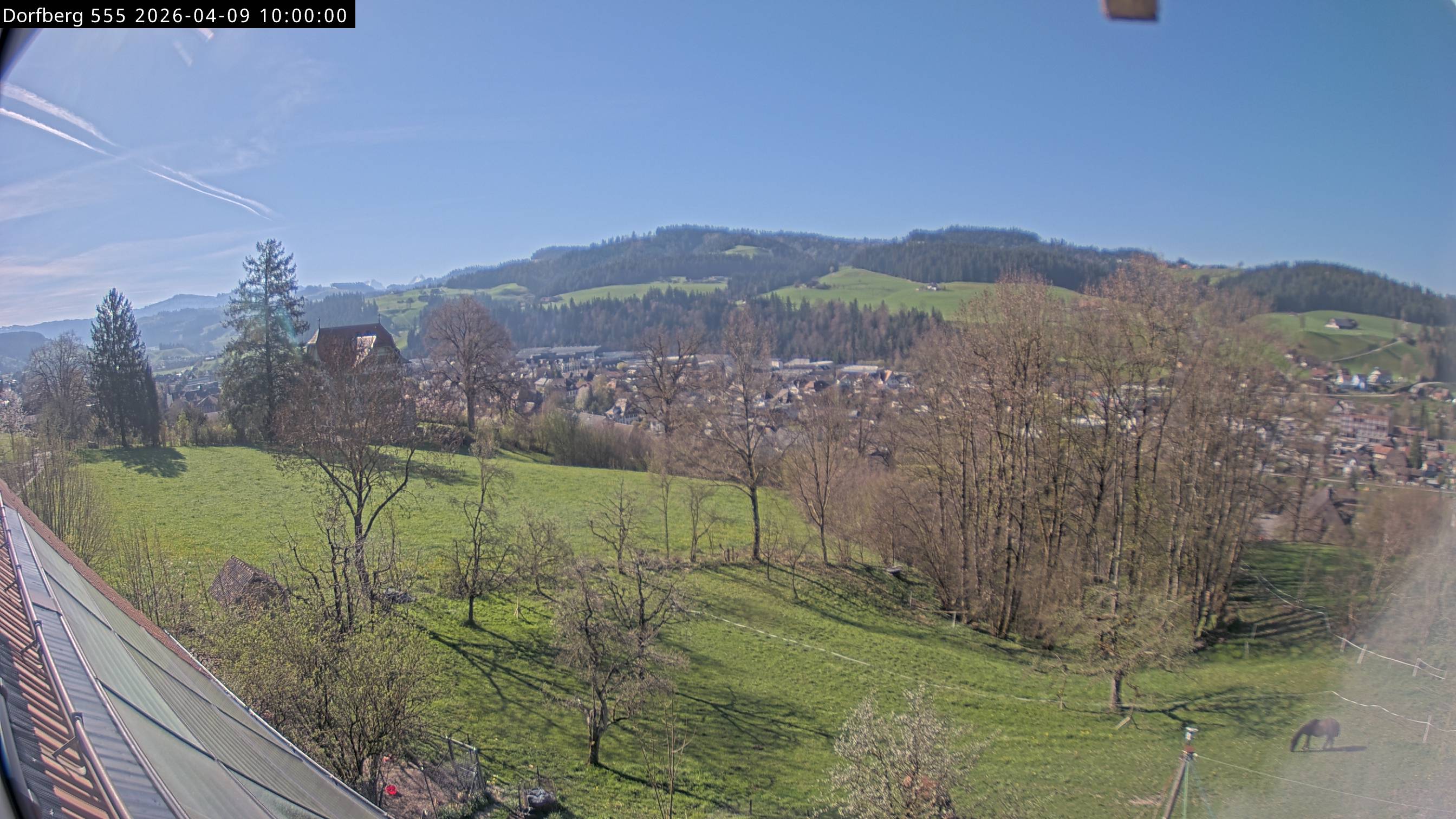 Webcam-Bild: Aussicht vom Dorfberg in Langnau 20260409-100000