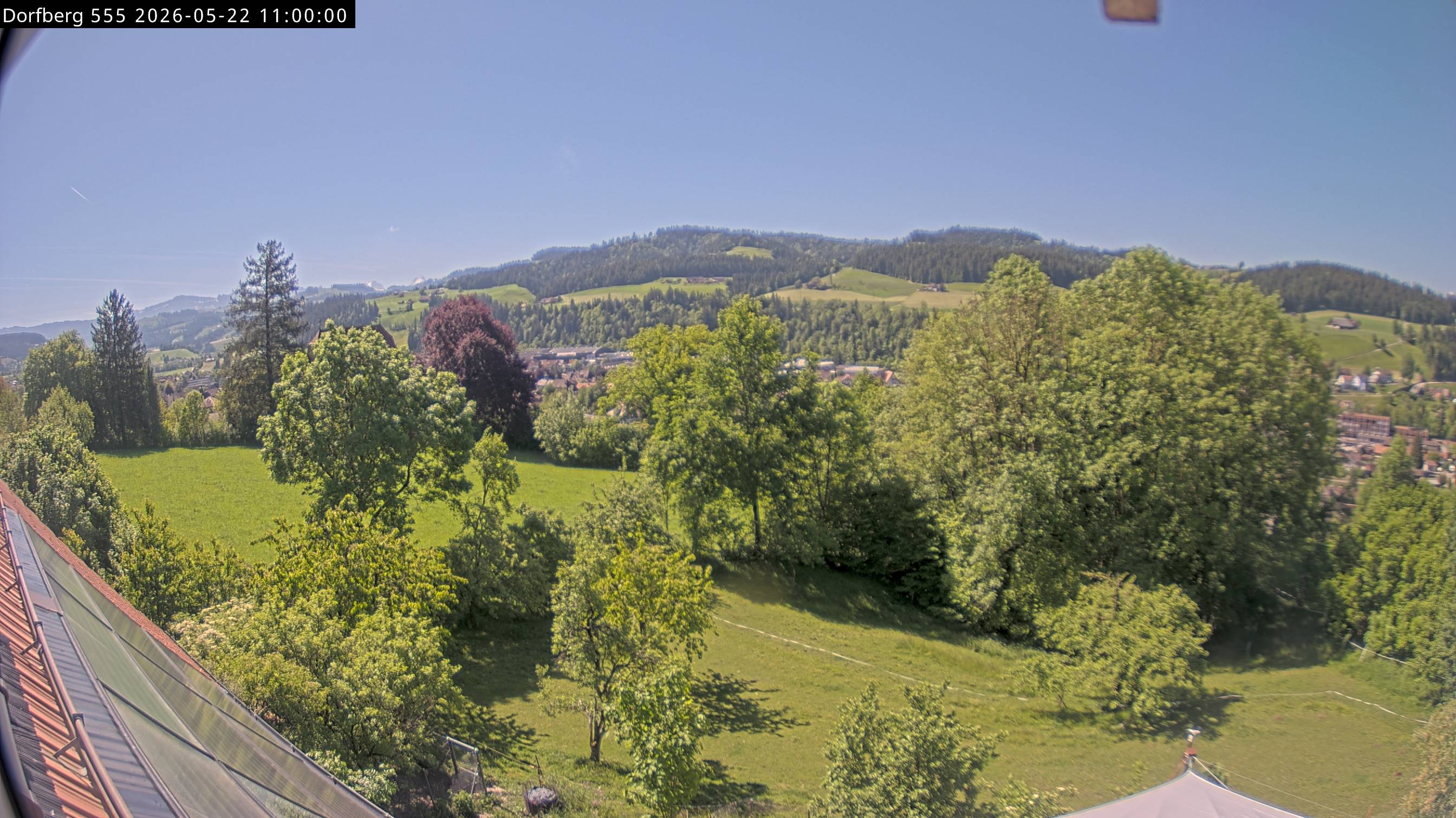 Webcam-Bild: Aussicht vom Dorfberg in Langnau 20260522-110000