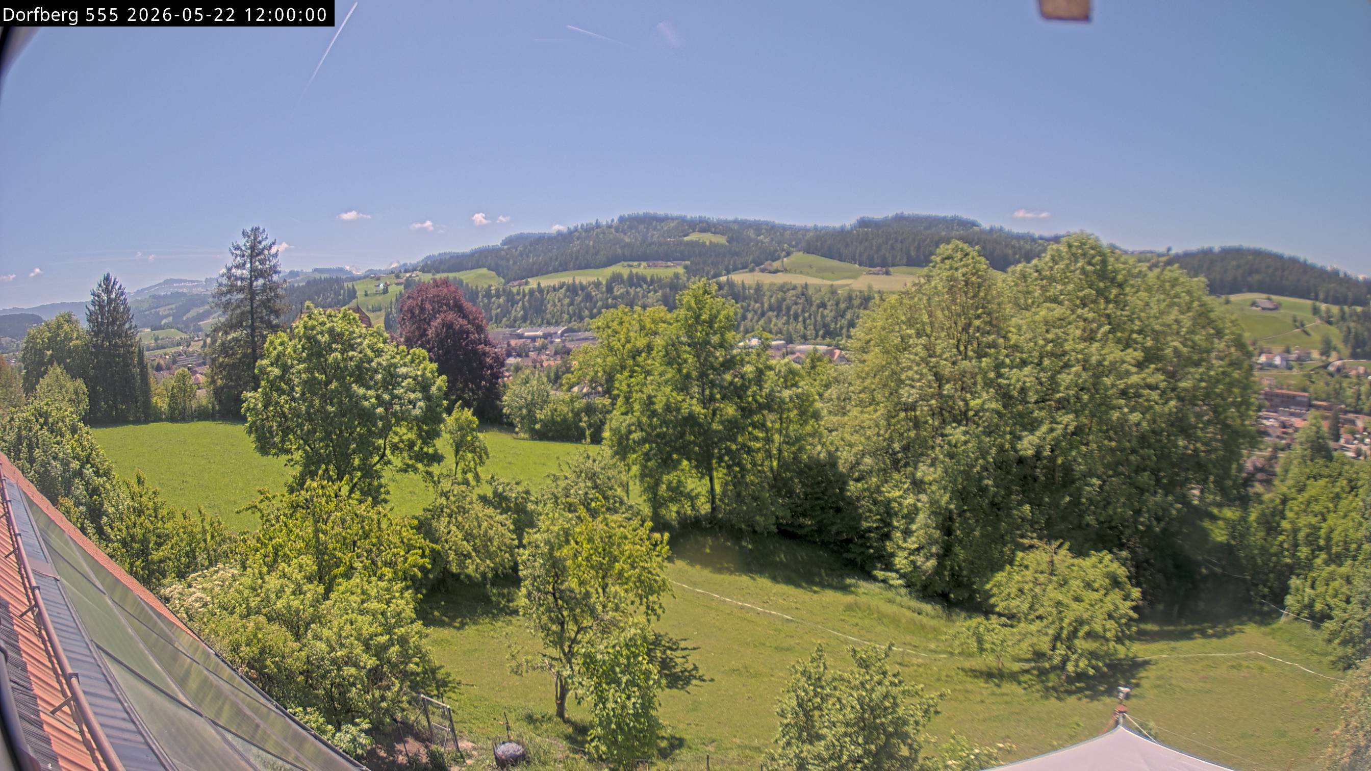 Webcam-Bild: Aussicht vom Dorfberg in Langnau 20260522-120000