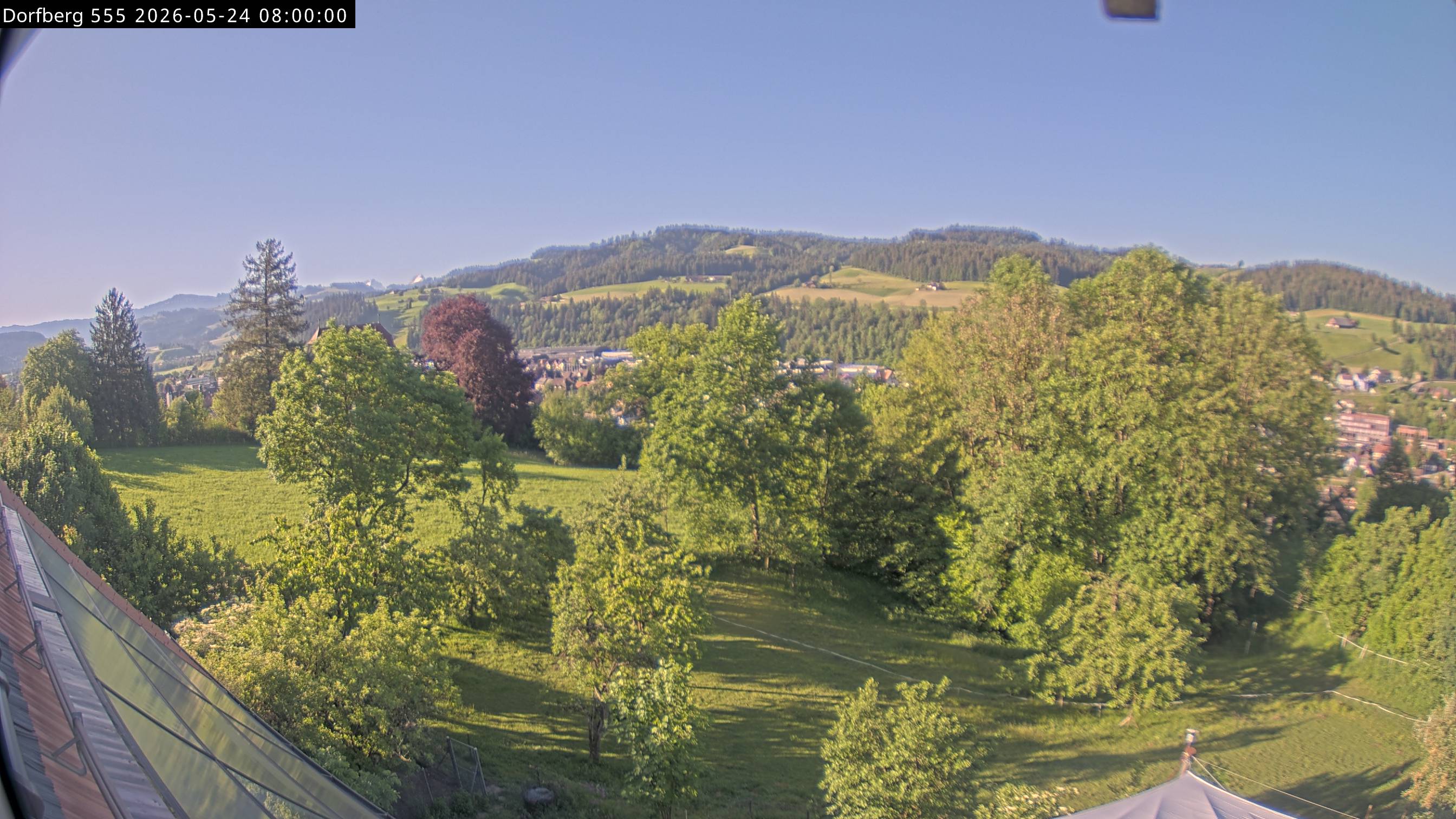 Webcam-Bild: Aussicht vom Dorfberg in Langnau 20260524-080000