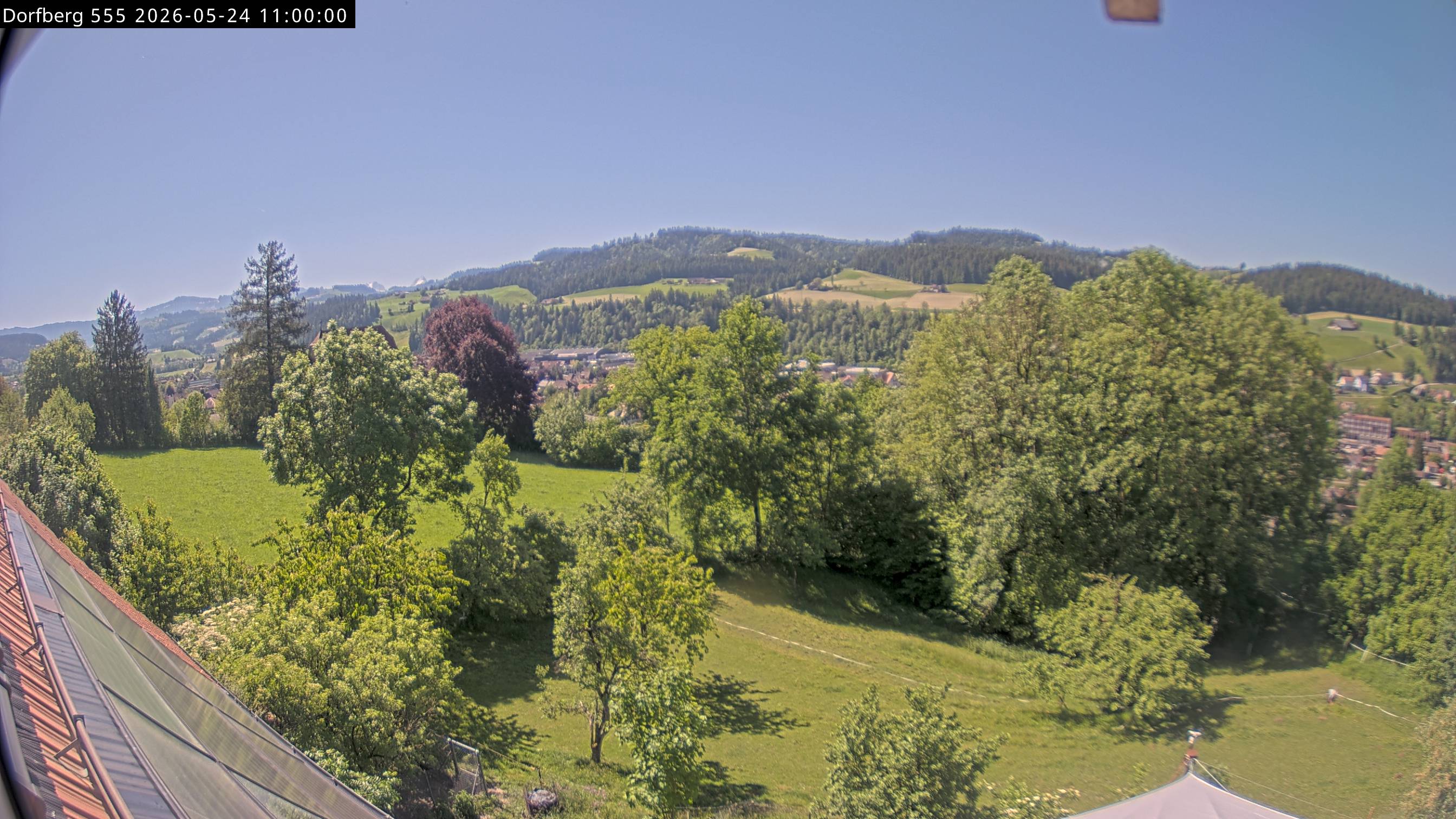 Webcam-Bild: Aussicht vom Dorfberg in Langnau 20260524-110000
