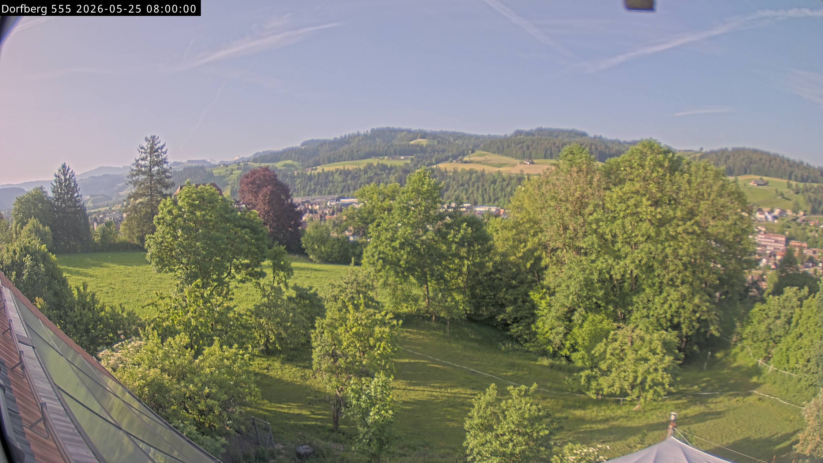 Webcam-Bild: Aussicht vom Dorfberg in Langnau 20260525-080000