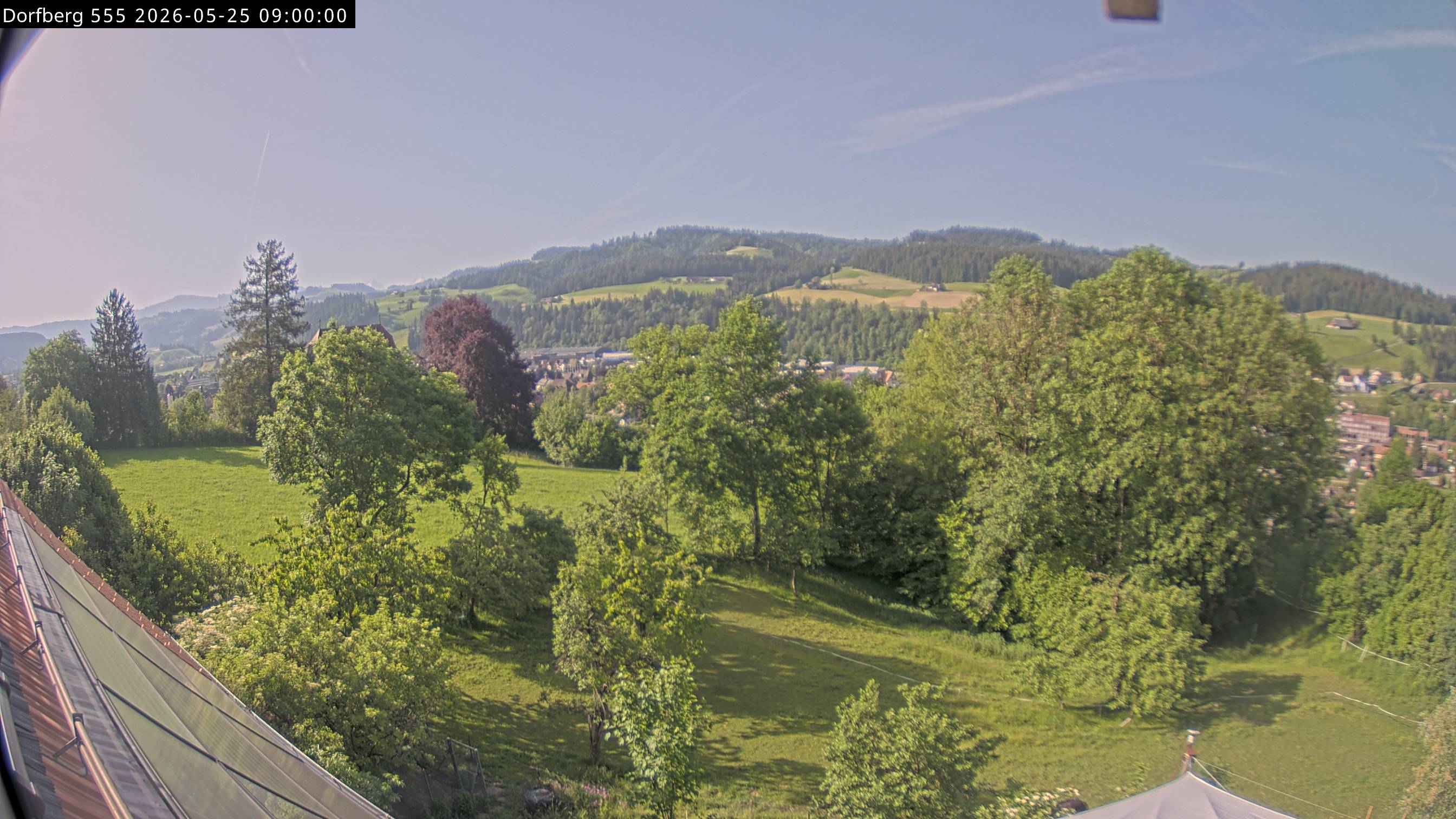 Webcam-Bild: Aussicht vom Dorfberg in Langnau 20260525-090000