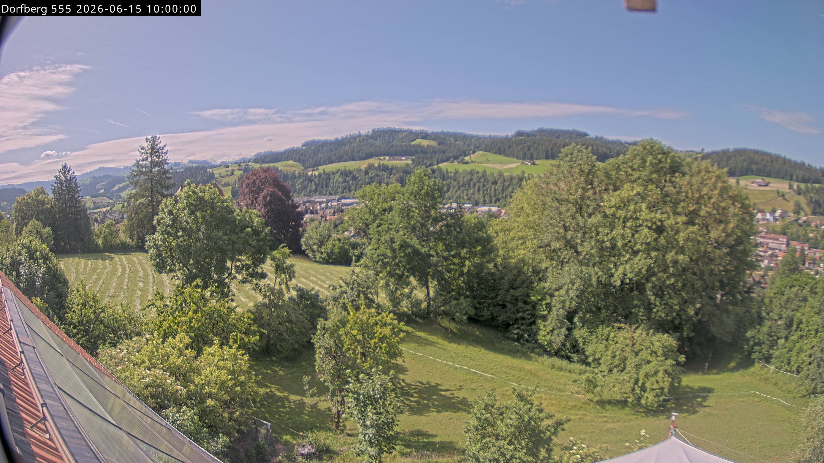 Webcam-Bild: Aussicht vom Dorfberg in Langnau 20260615-100000