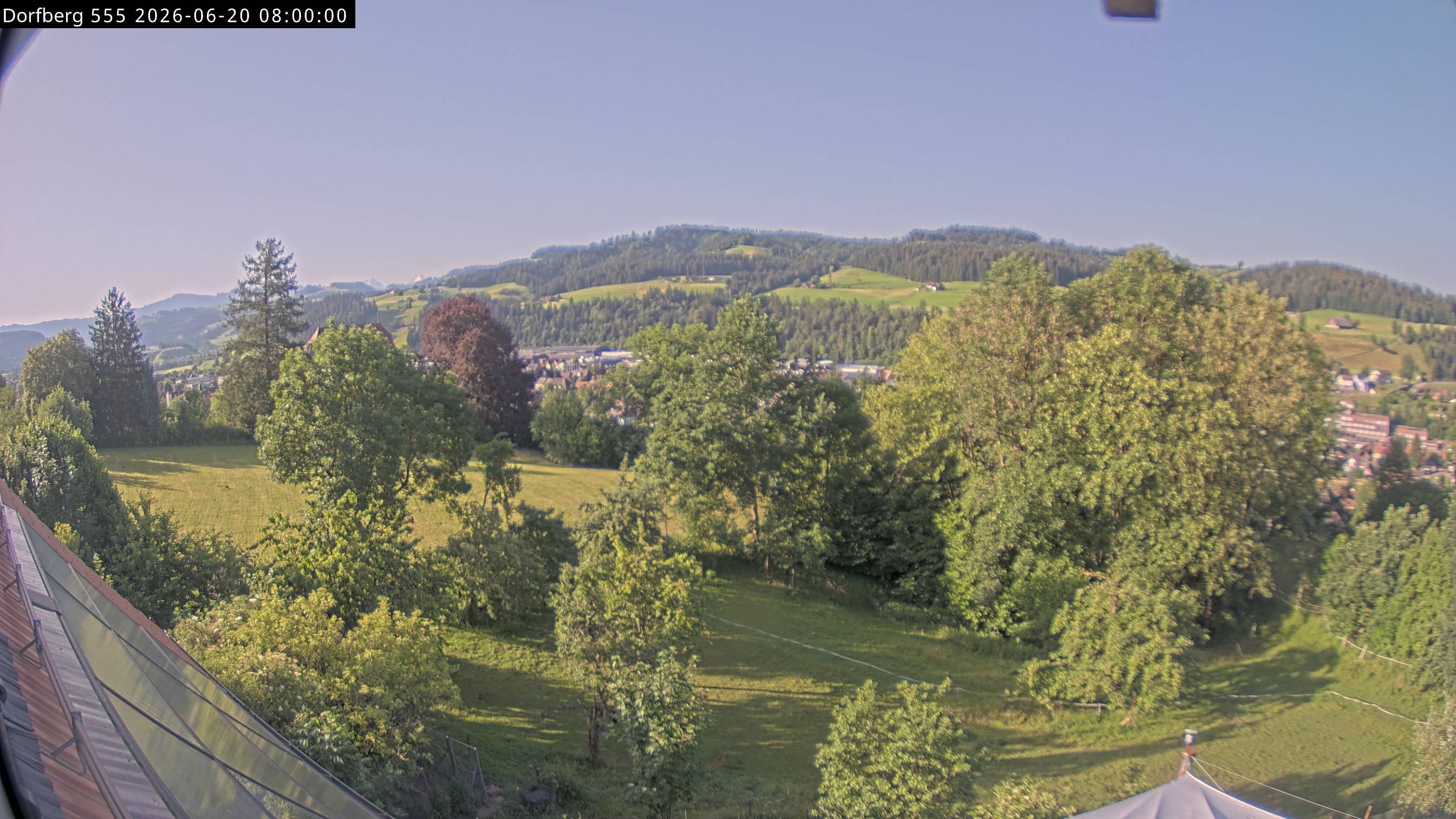 Webcam-Bild: Aussicht vom Dorfberg in Langnau 20260620-080000