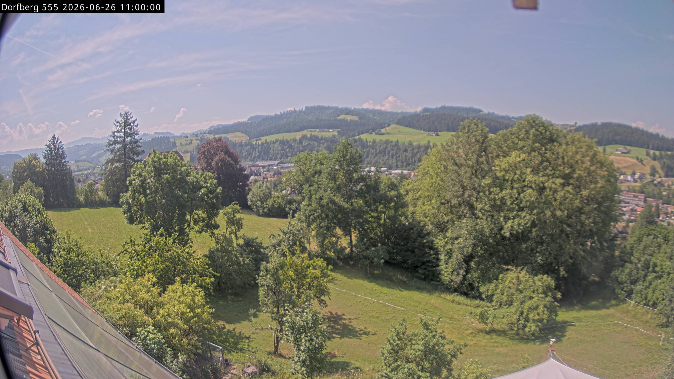 Webcam-Bild: Aussicht vom Dorfberg in Langnau 20260626-110000