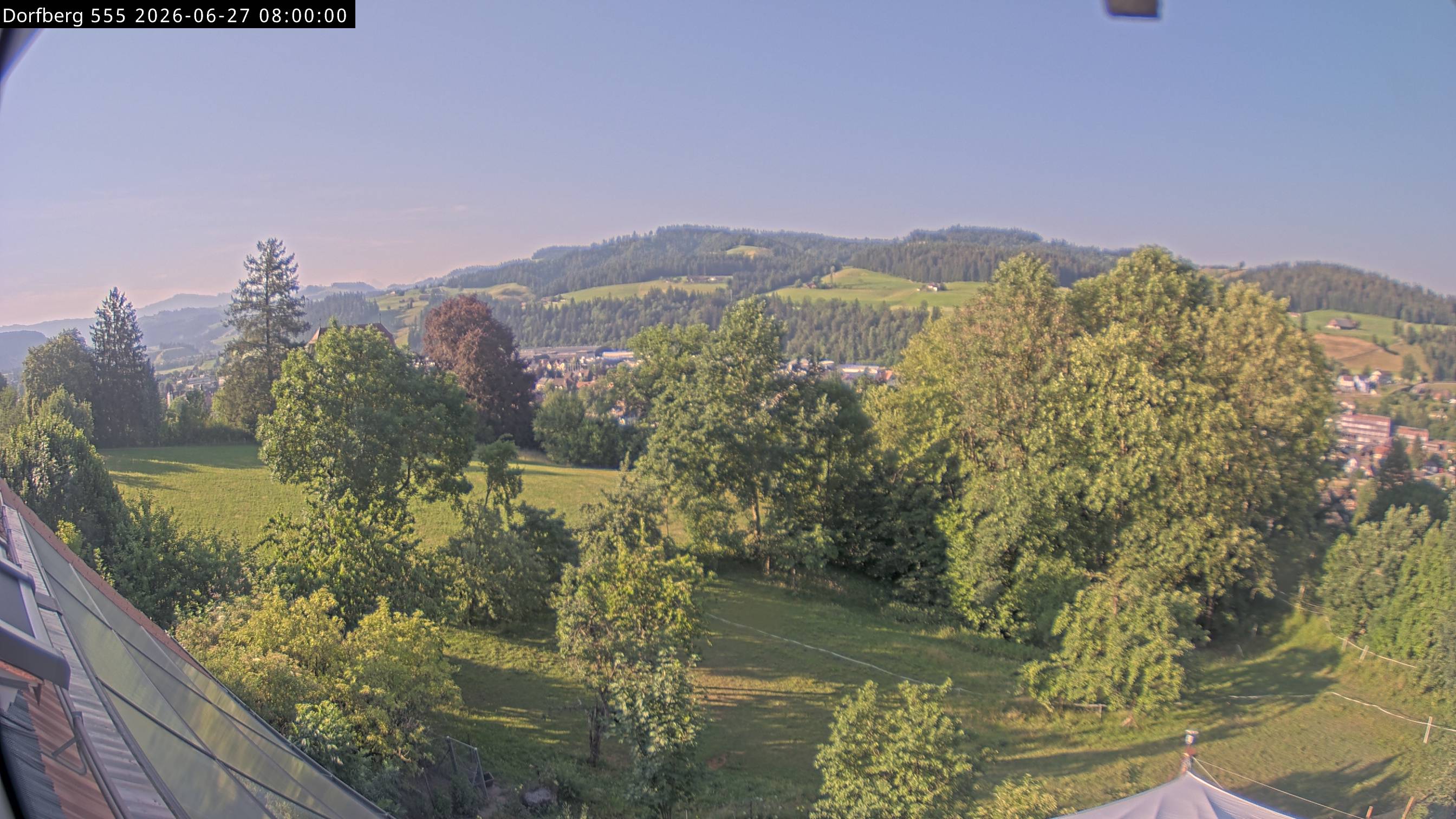 Webcam-Bild: Aussicht vom Dorfberg in Langnau 20260627-080000