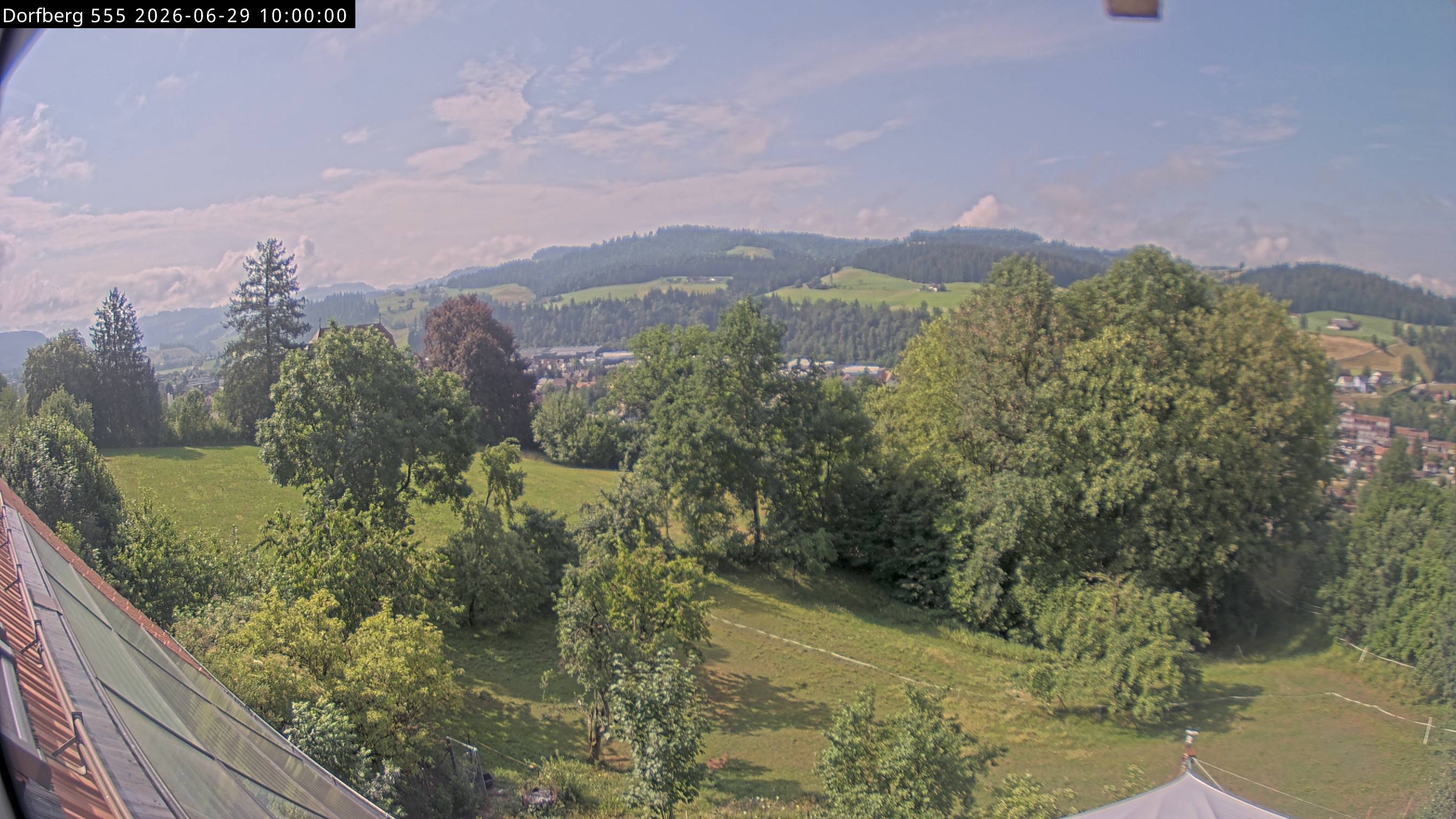 Webcam-Bild: Aussicht vom Dorfberg in Langnau 20260629-100000