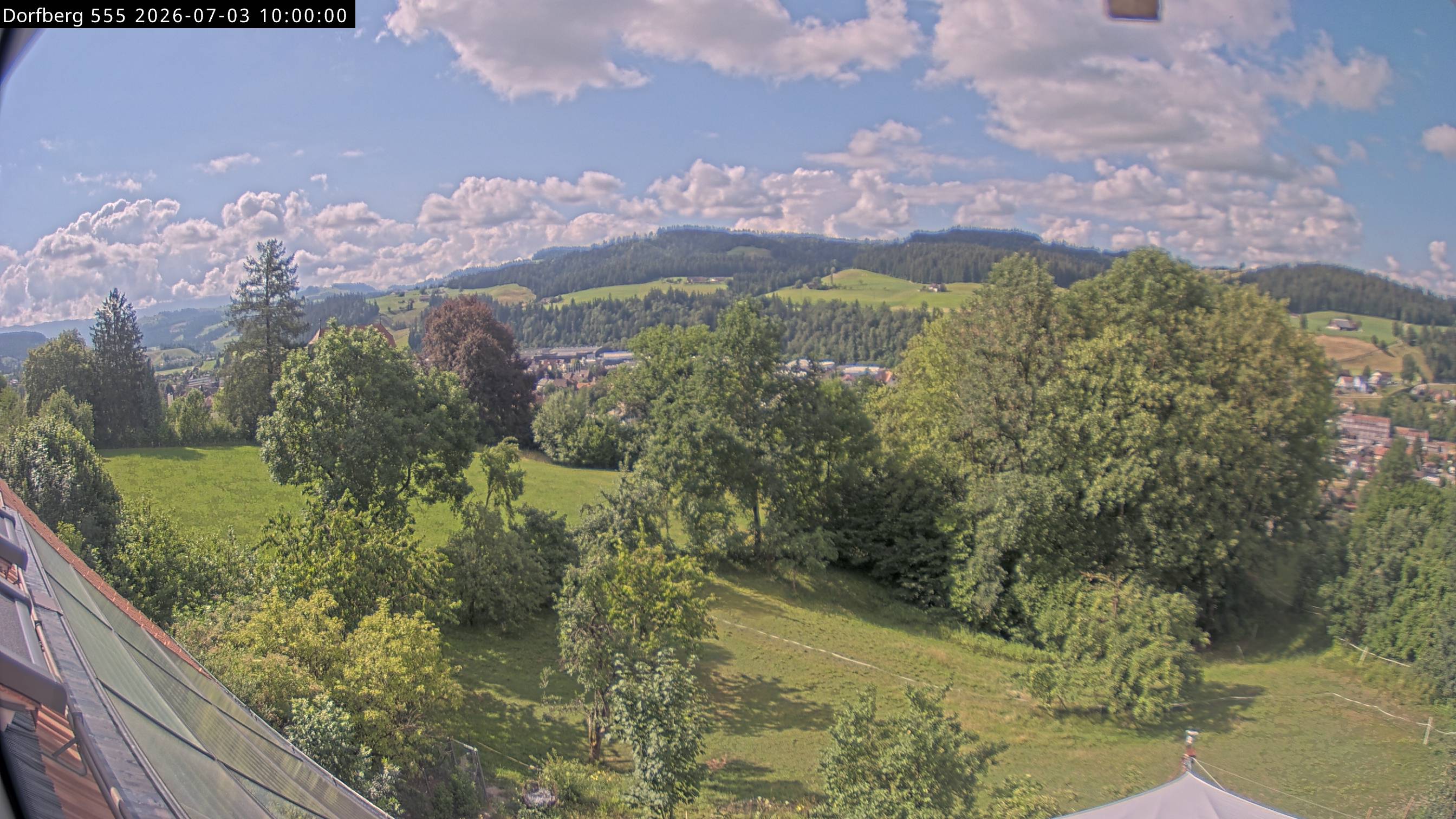 Webcam-Bild: Aussicht vom Dorfberg in Langnau 20260703-100000