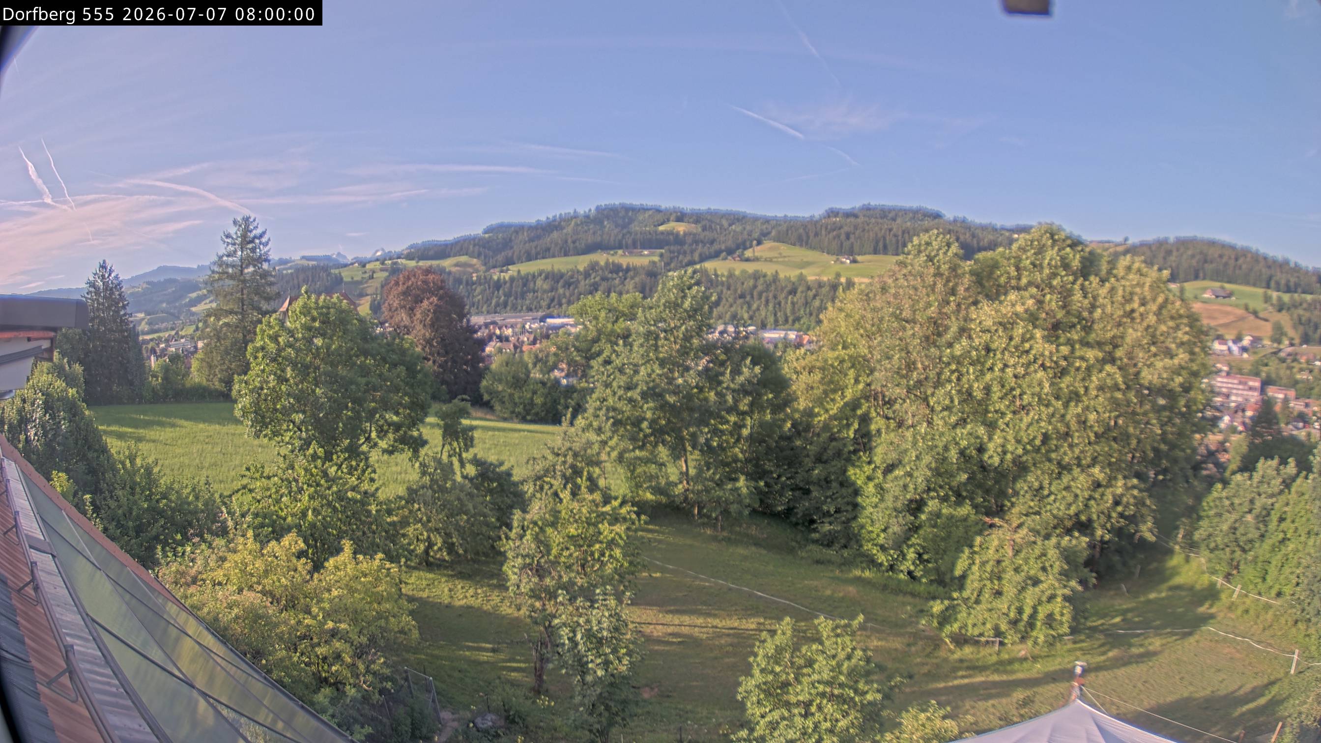 Webcam-Bild: Aussicht vom Dorfberg in Langnau 20260707-080000