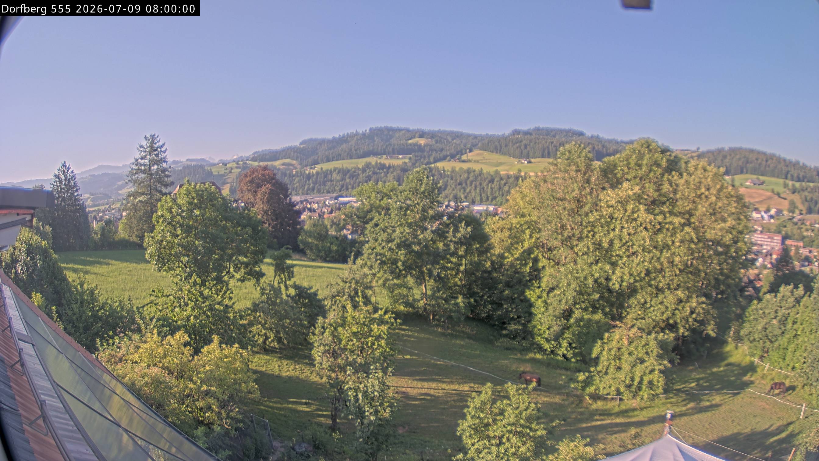 Webcam-Bild: Aussicht vom Dorfberg in Langnau 20260709-080000