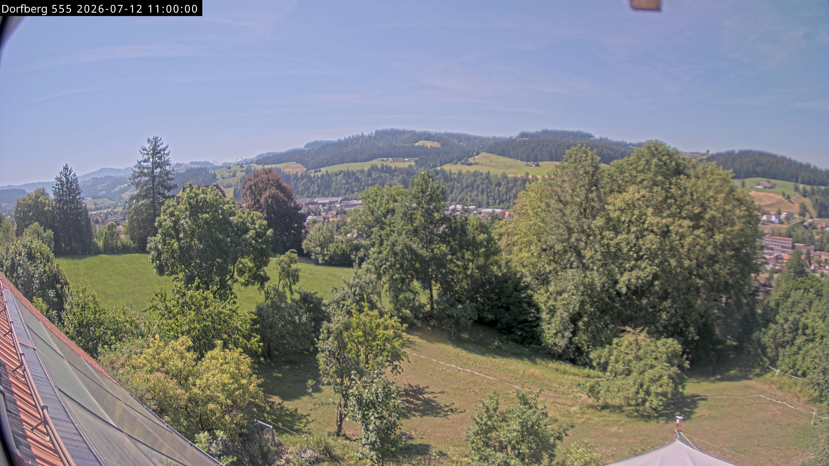 Webcam-Bild: Aussicht vom Dorfberg in Langnau 20260712-110000