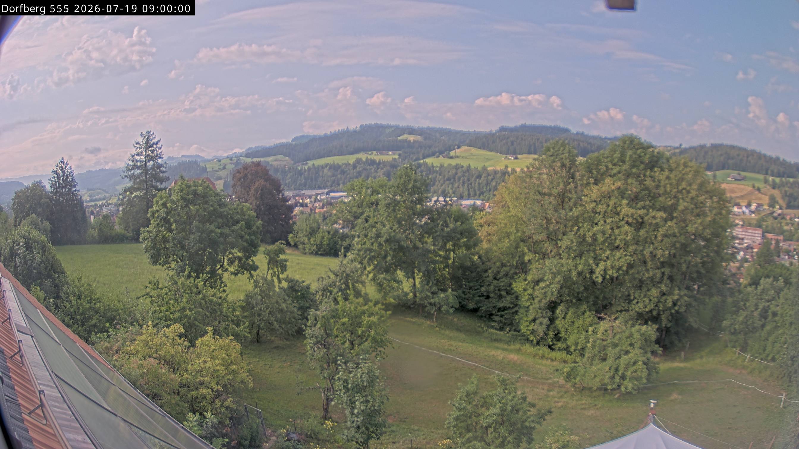 Webcam-Bild: Aussicht vom Dorfberg in Langnau 20260719-090000
