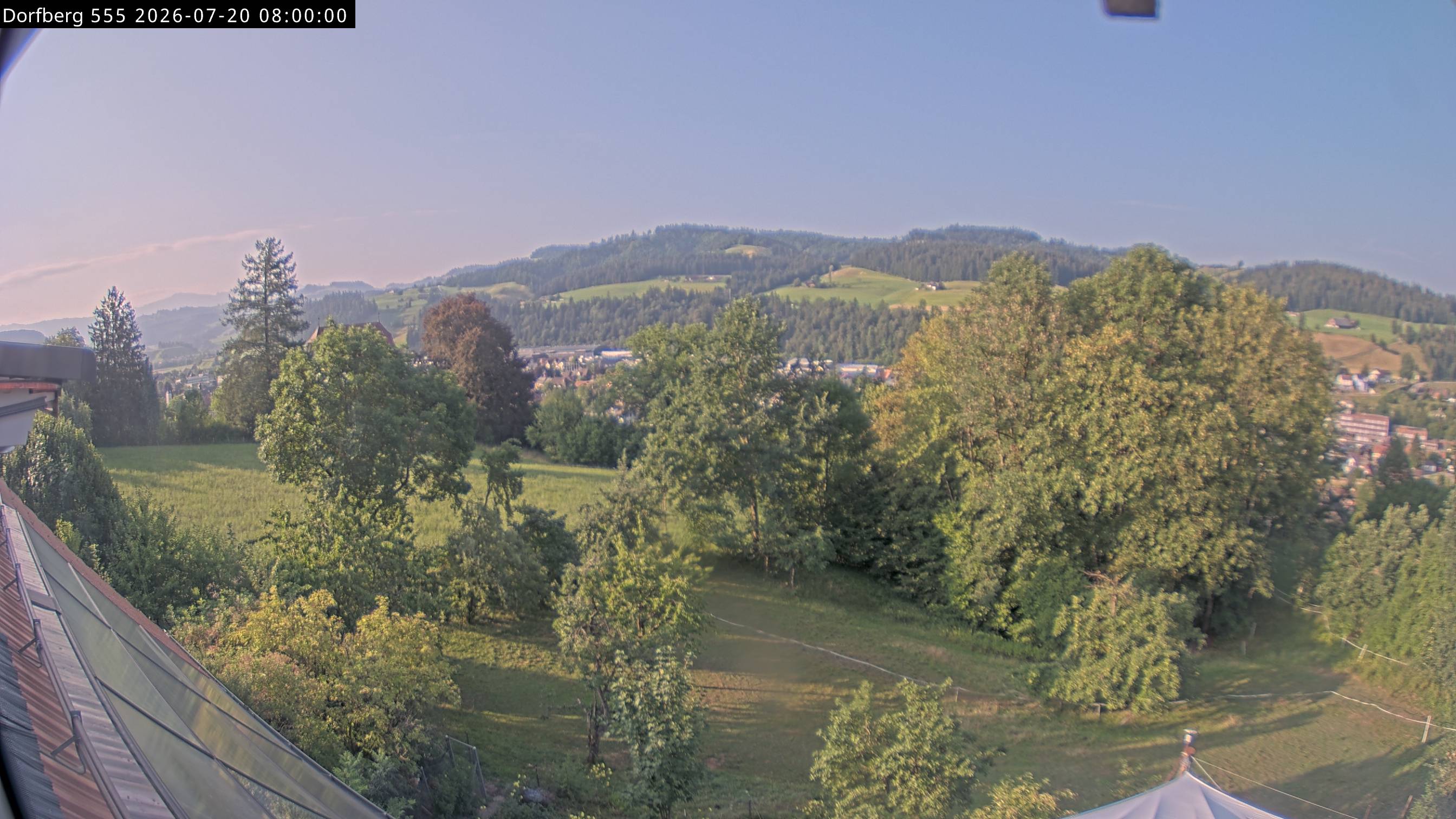 Webcam-Bild: Aussicht vom Dorfberg in Langnau 20260720-080000