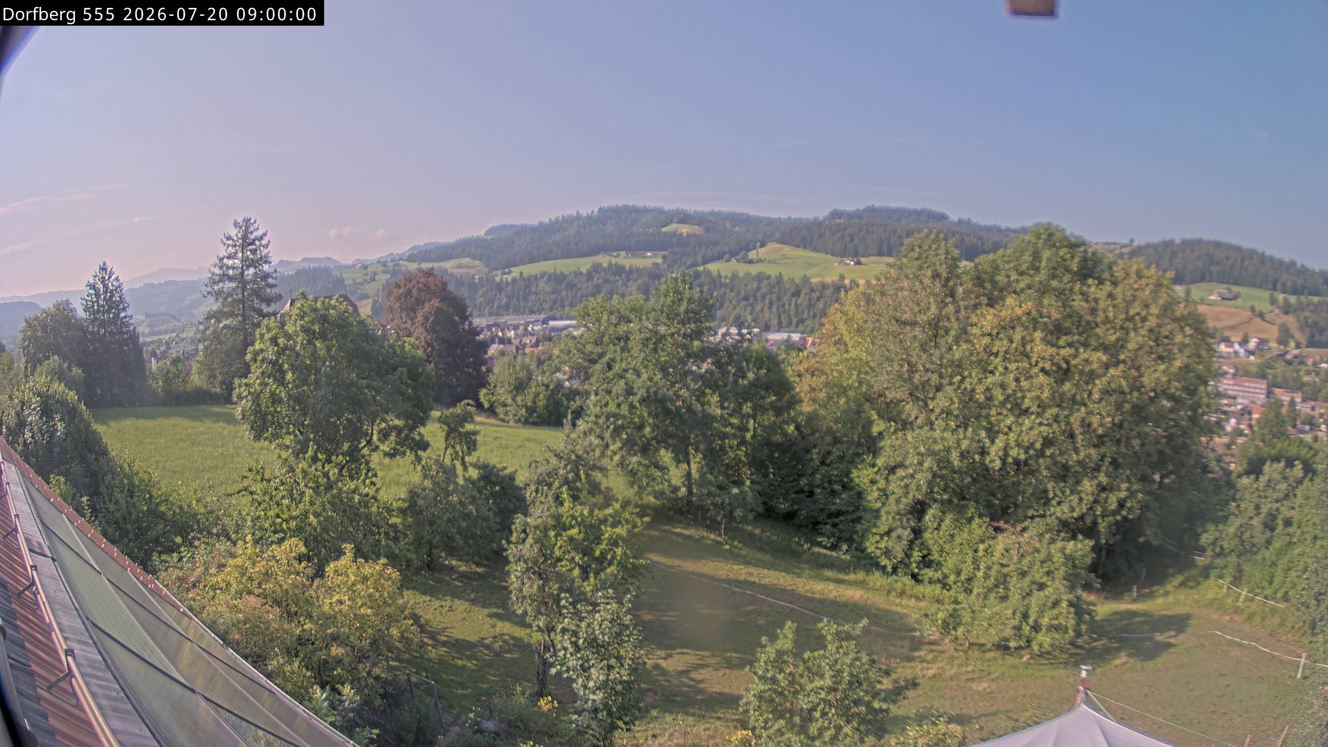 Webcam-Bild: Aussicht vom Dorfberg in Langnau 20260720-090000