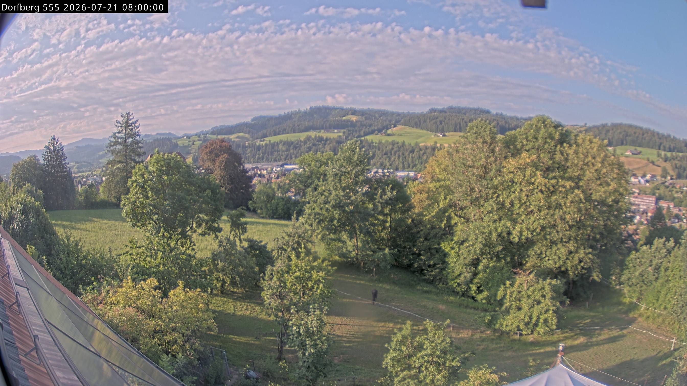 Webcam-Bild: Aussicht vom Dorfberg in Langnau 20260721-080000