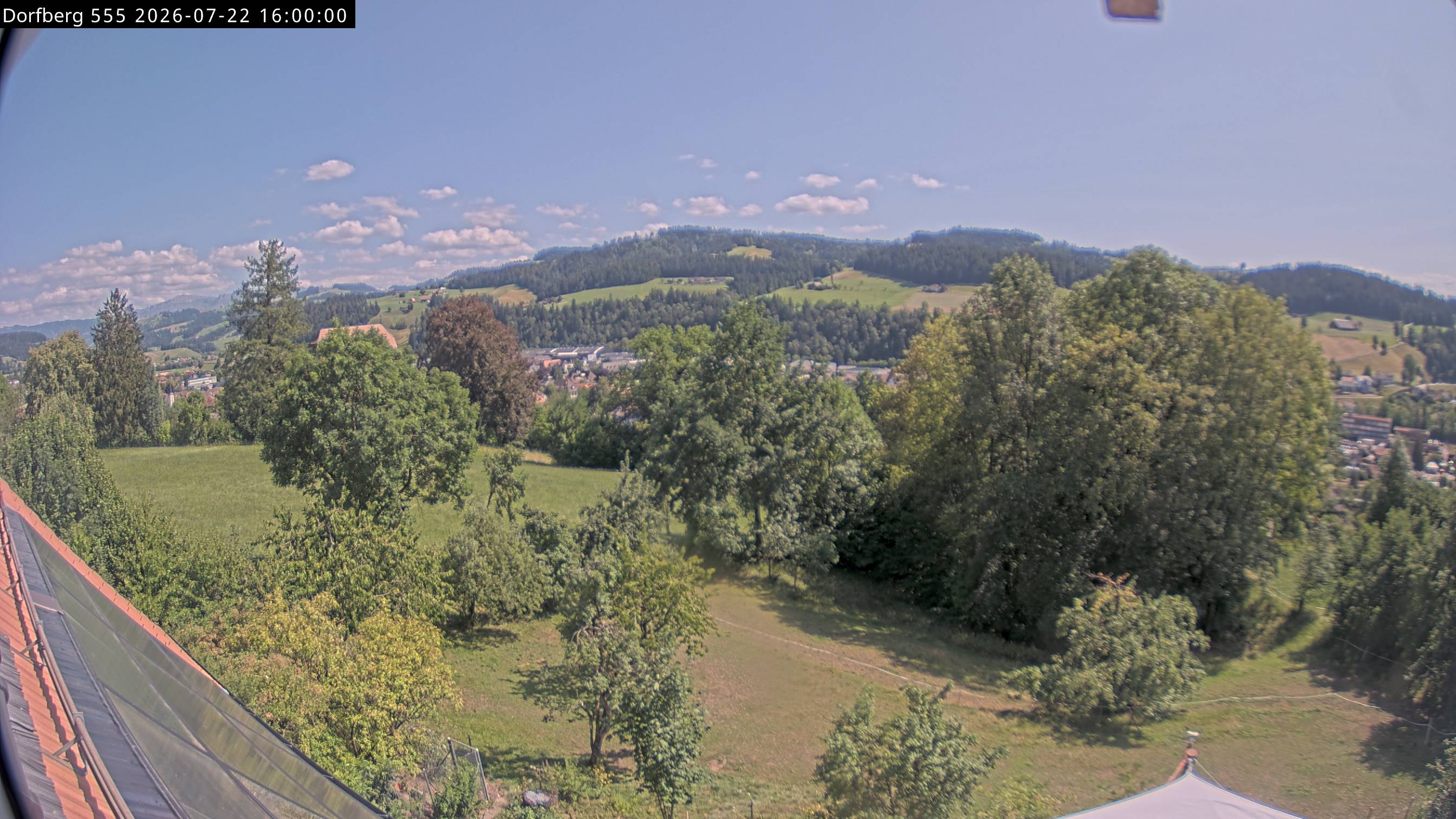 Webcam-Bild: Aussicht vom Dorfberg in Langnau 20260722-160000