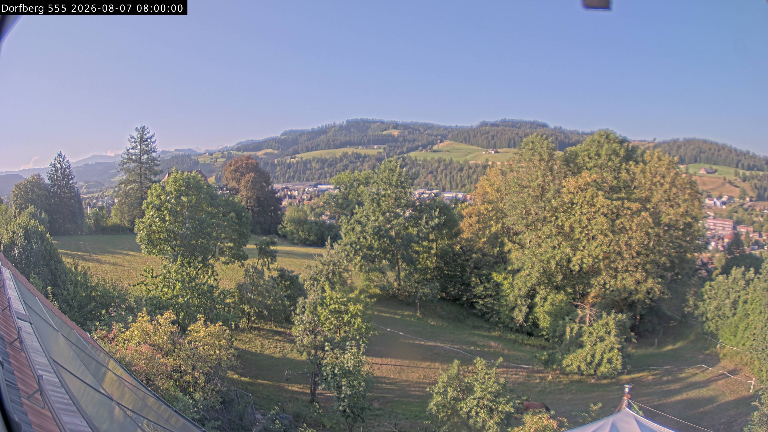 Webcam-Bild: Aussicht vom Dorfberg in Langnau 20260807-080000