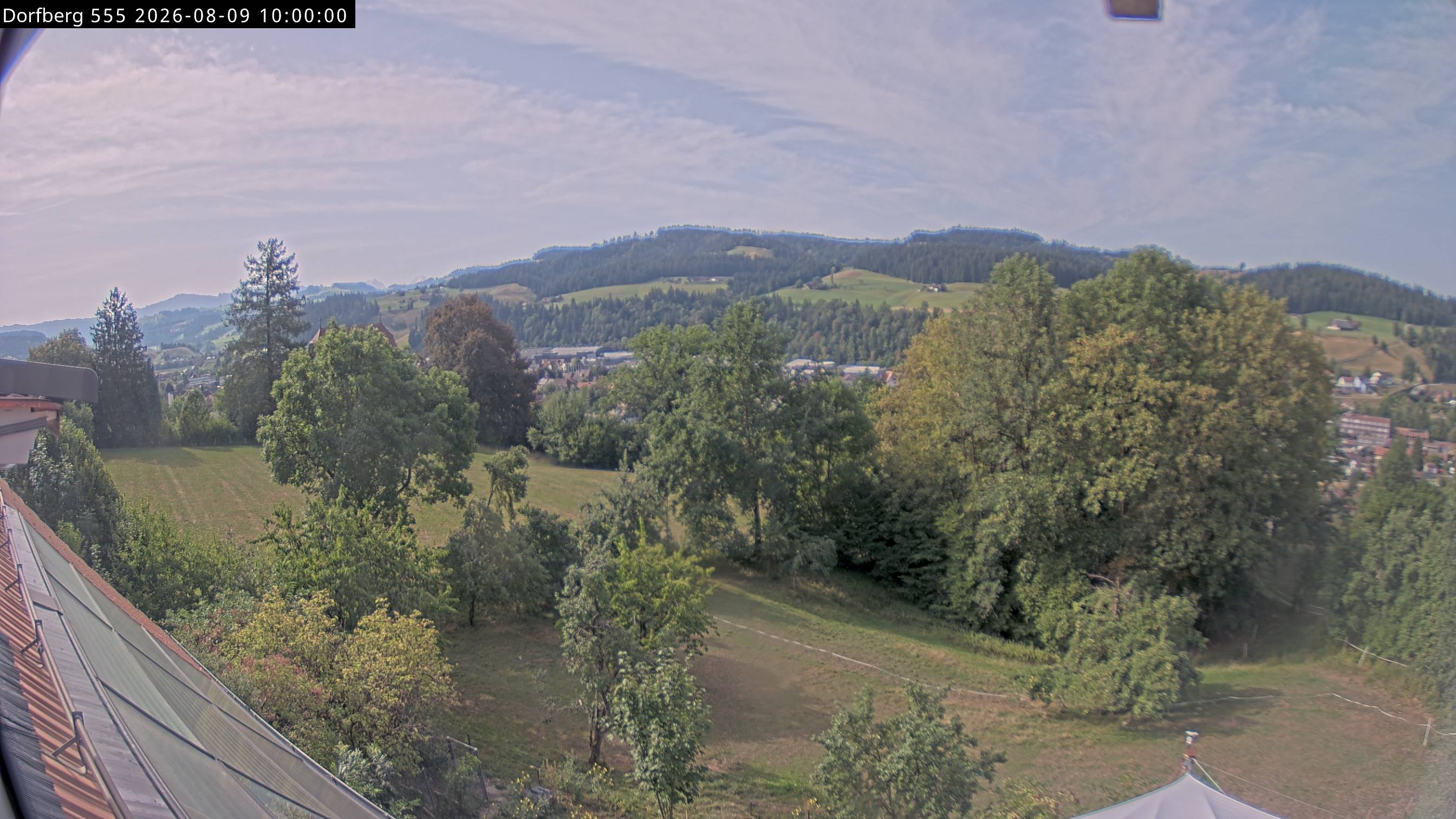 Webcam-Bild: Aussicht vom Dorfberg in Langnau 20260809-100000