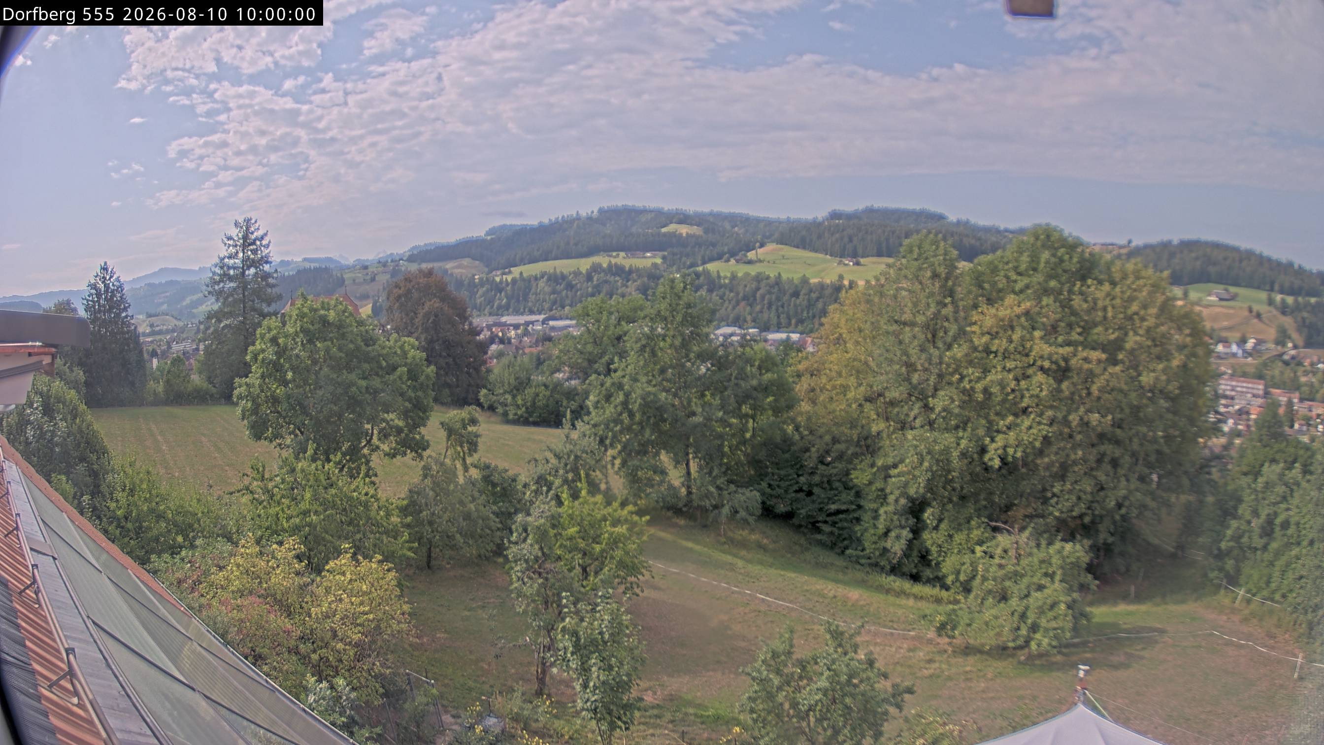 Webcam-Bild: Aussicht vom Dorfberg in Langnau 20260810-100000