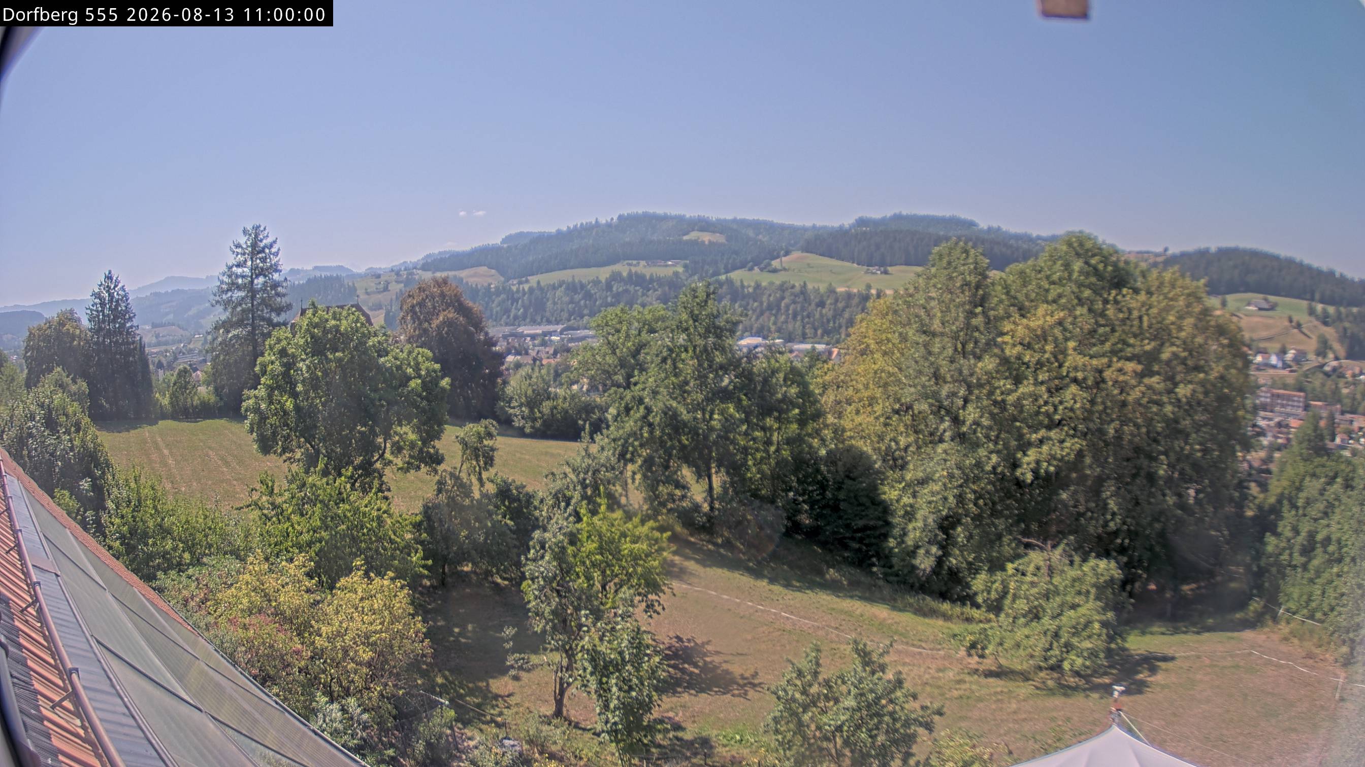 Webcam-Bild: Aussicht vom Dorfberg in Langnau 20260813-110000