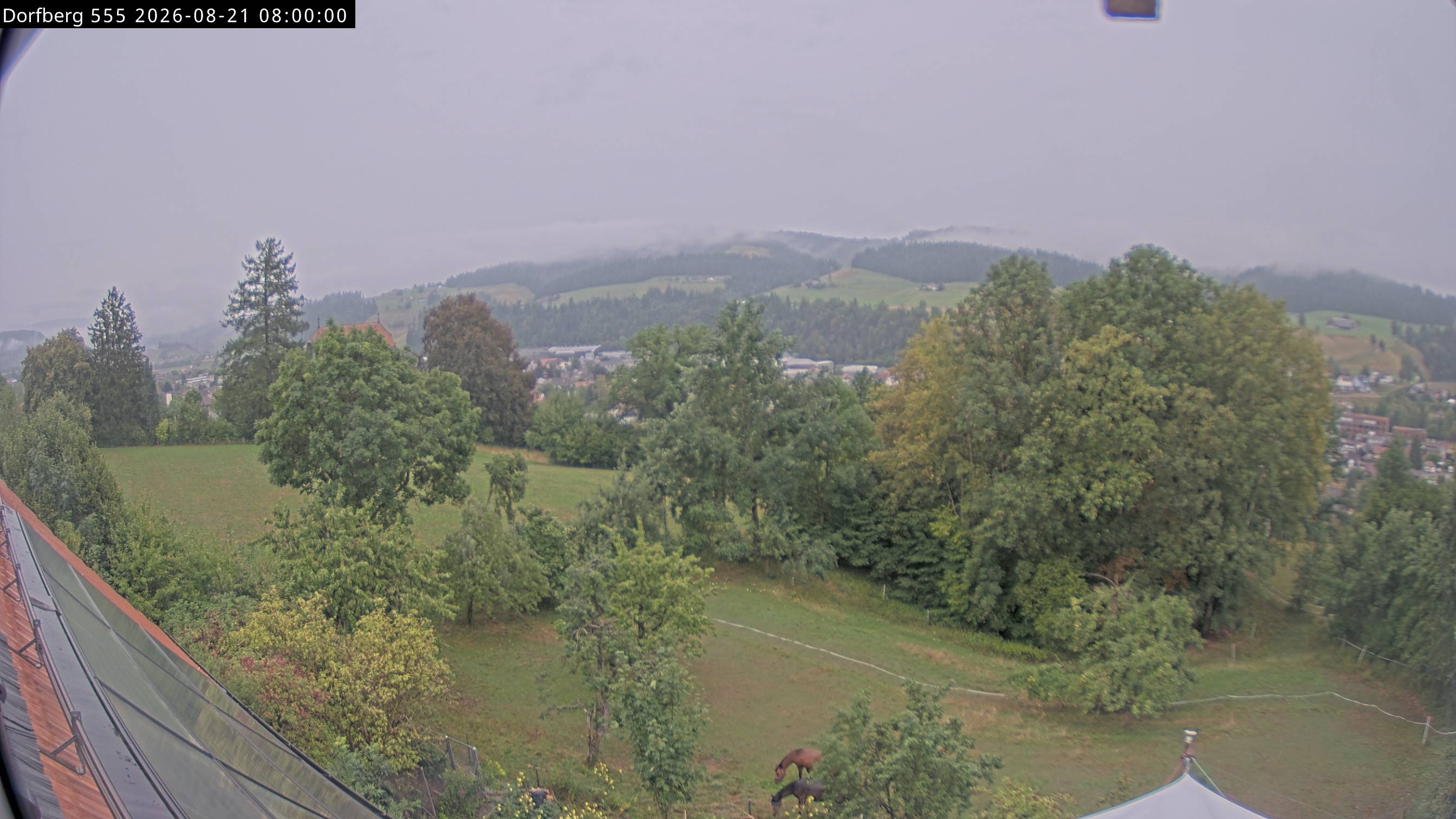 Webcam-Bild: Aussicht vom Dorfberg in Langnau 20260821-080000