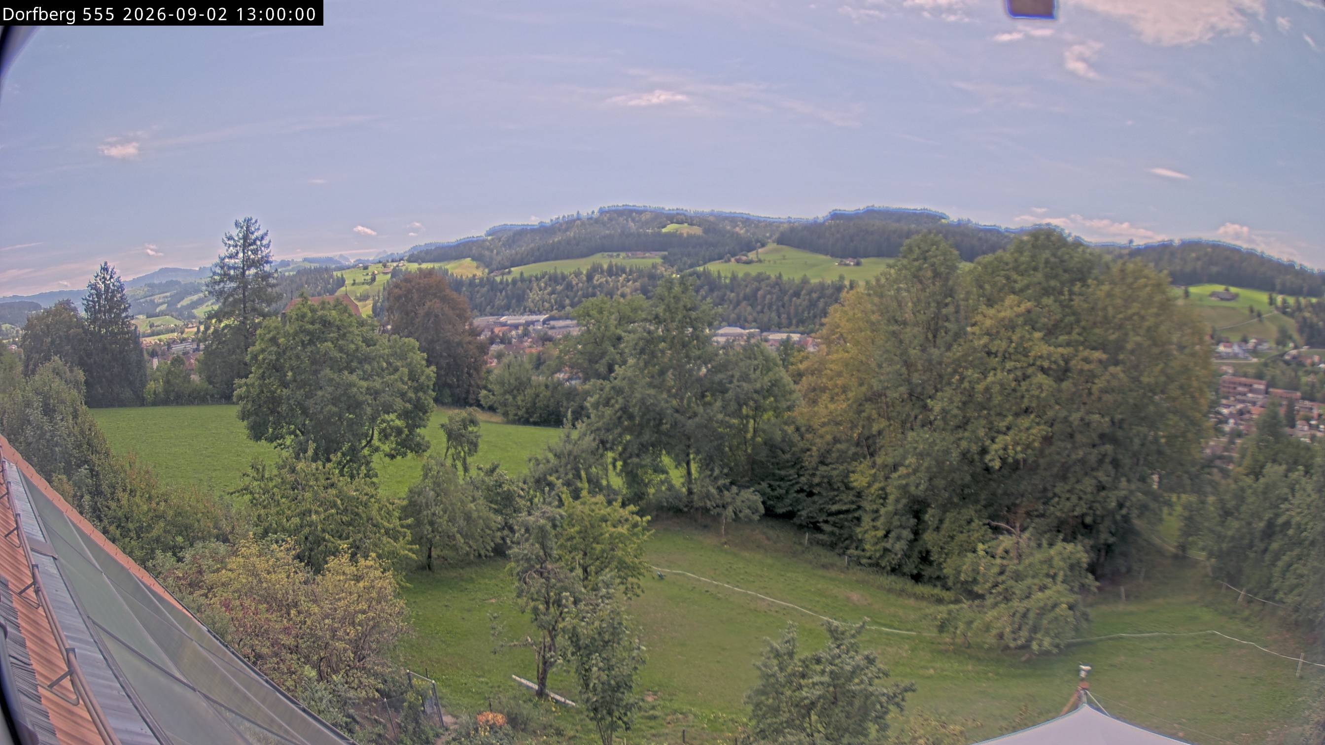 Webcam-Bild: Aussicht vom Dorfberg in Langnau 20260902-130000