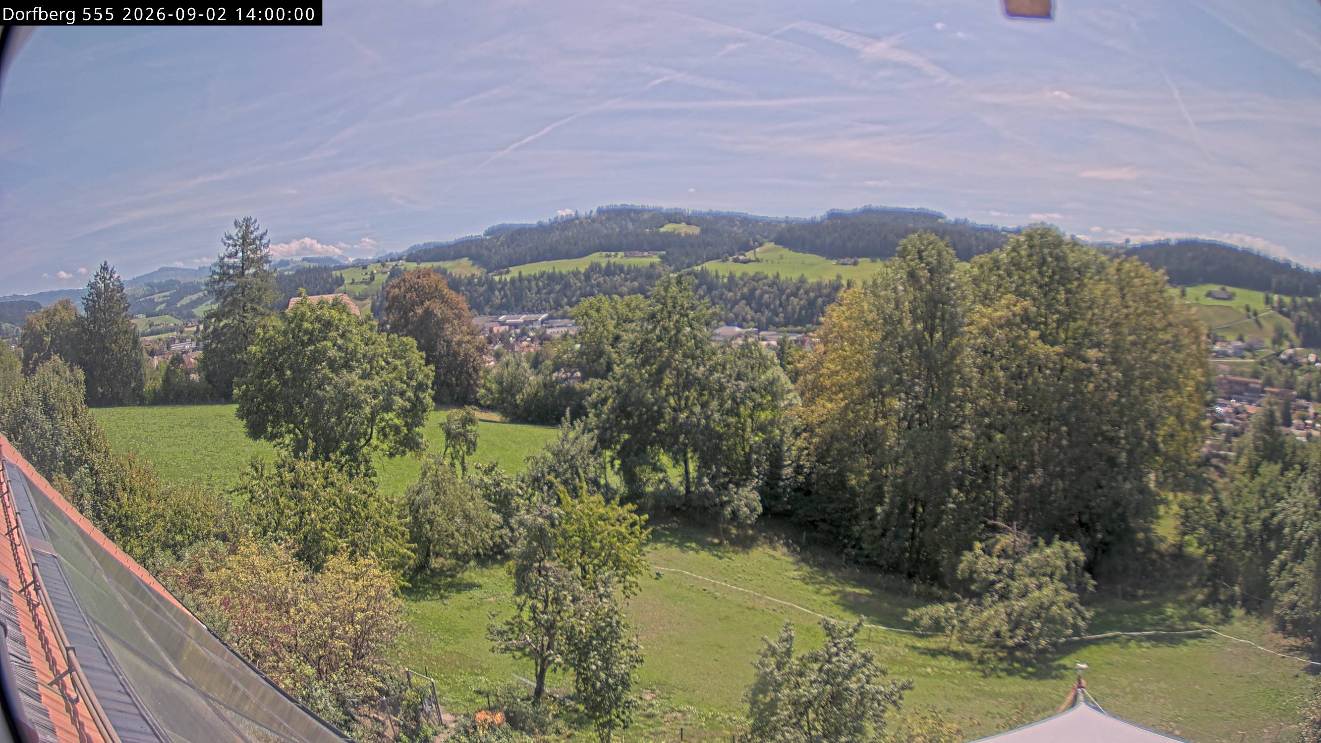 Webcam-Bild: Aussicht vom Dorfberg in Langnau 20260902-140000