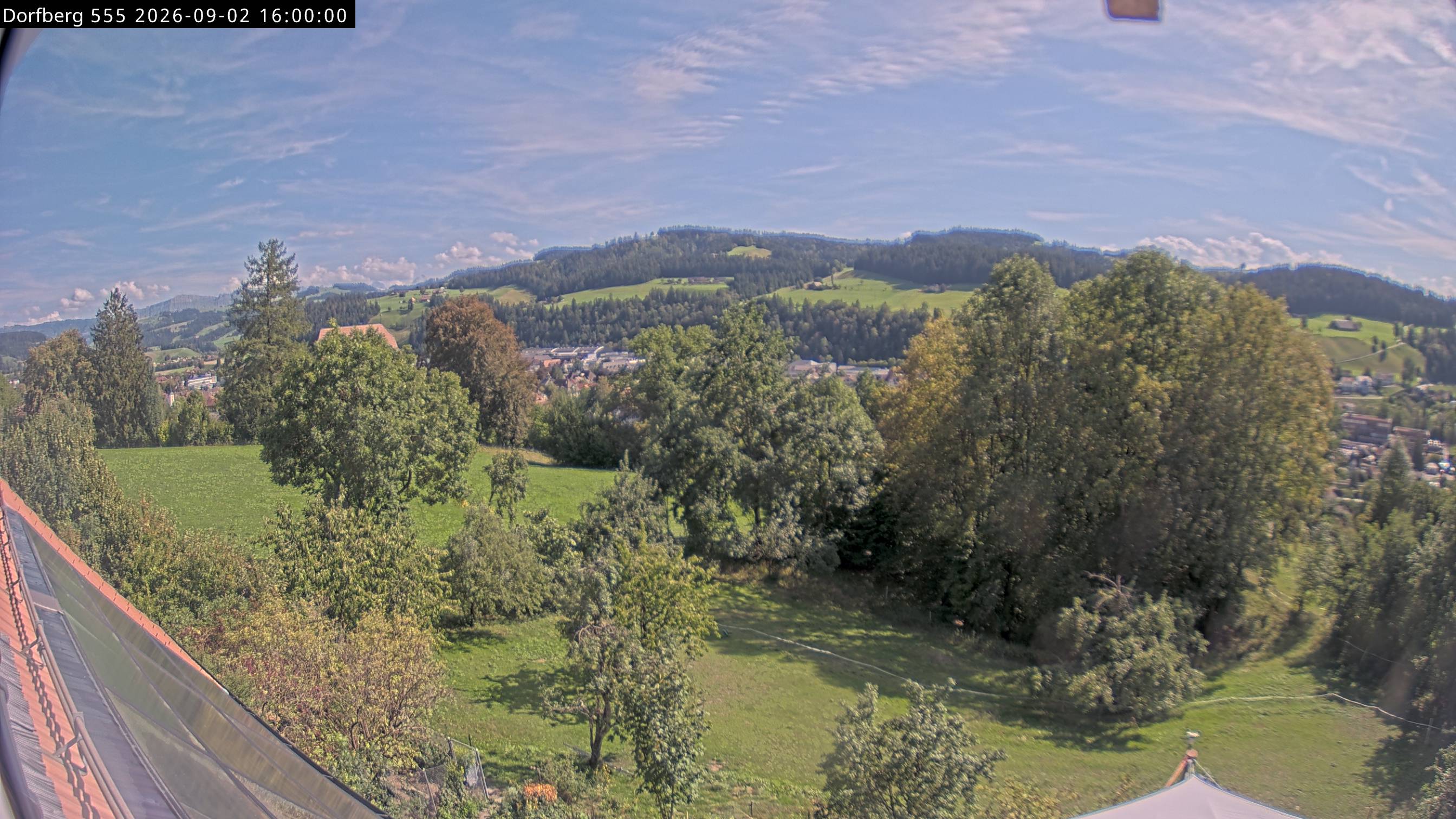 Webcam-Bild: Aussicht vom Dorfberg in Langnau 20260902-160000